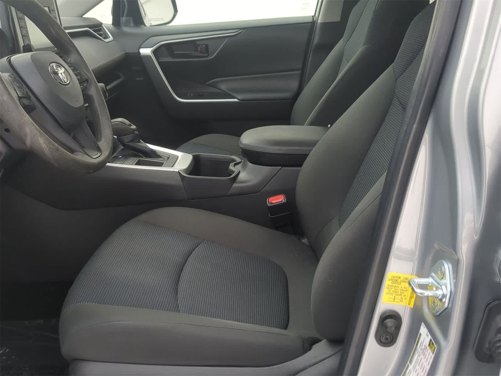 Thumbnail: 2022 Toyota RAV4 - 23