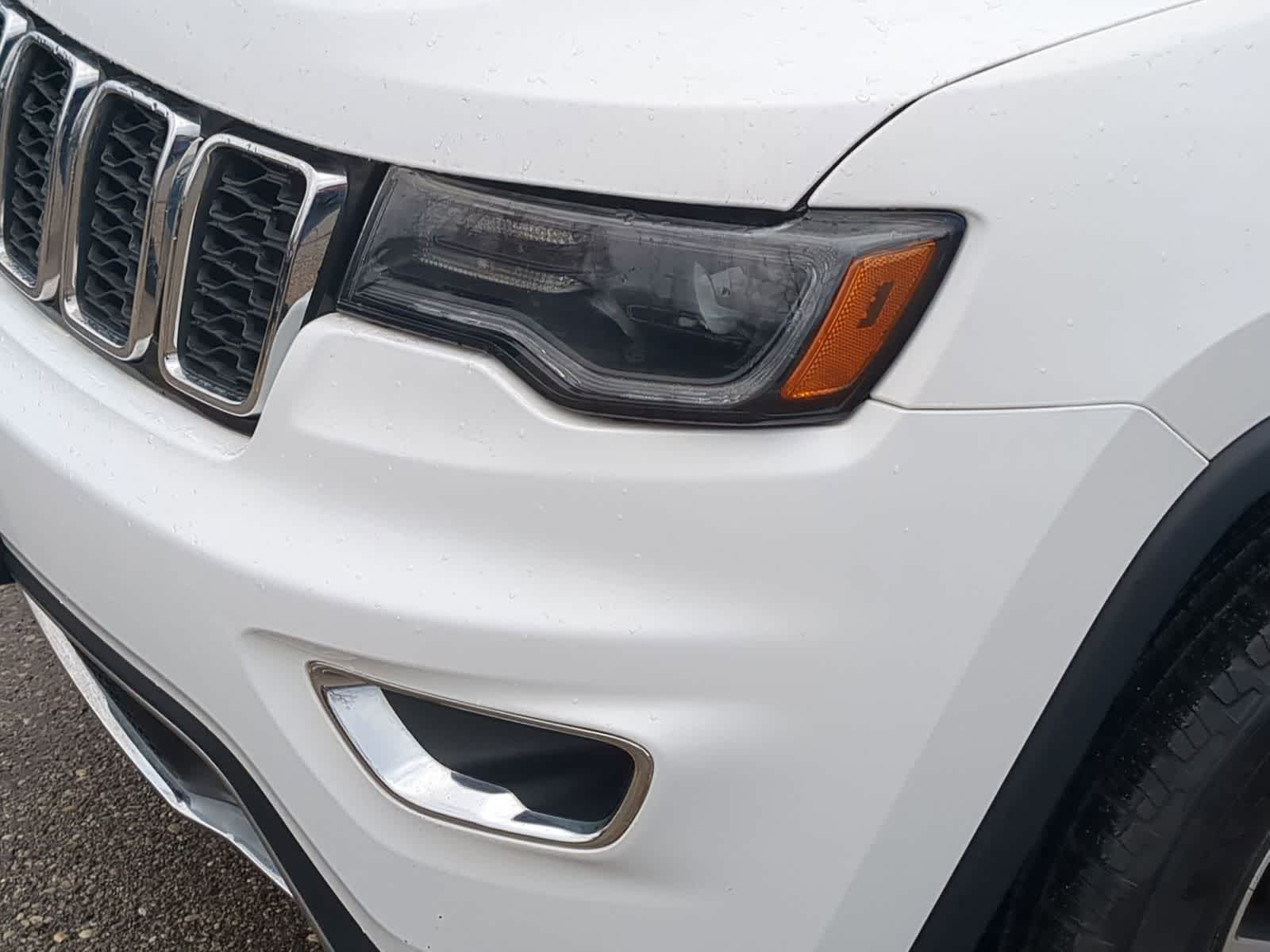 Thumbnail: 2022 Jeep Grand Cherokee - 11