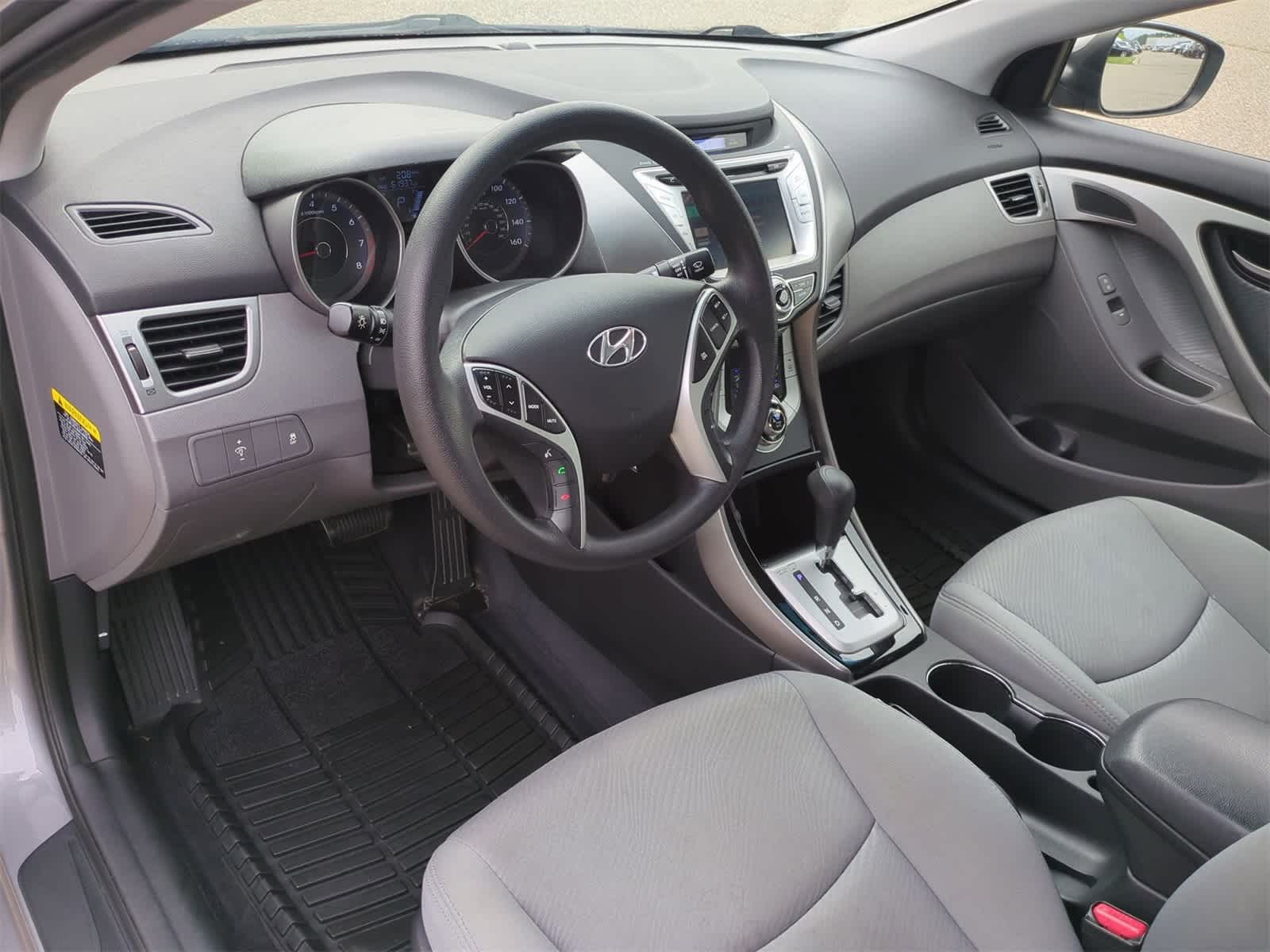 Thumbnail: 2011 Hyundai Elantra - 10