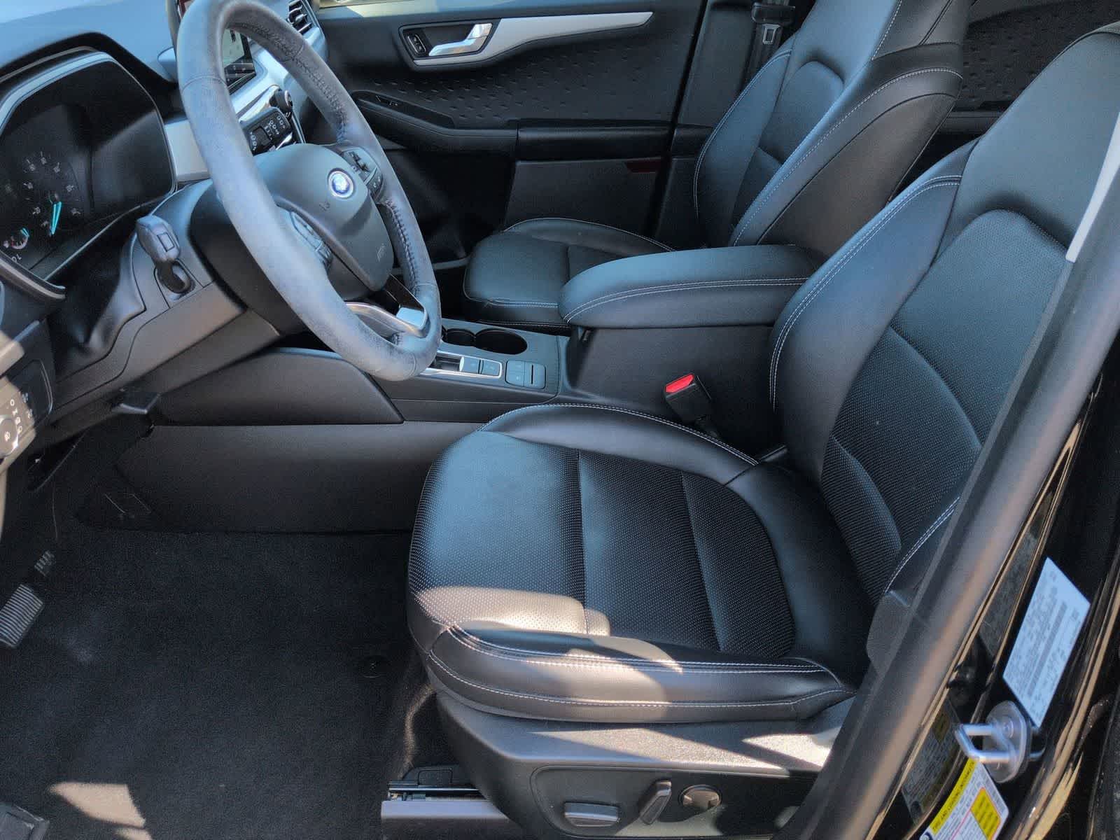 Thumbnail: 2020 Ford Escape - 17