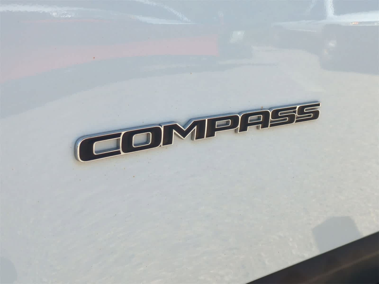 Thumbnail: 2022 Jeep Compass - 13
