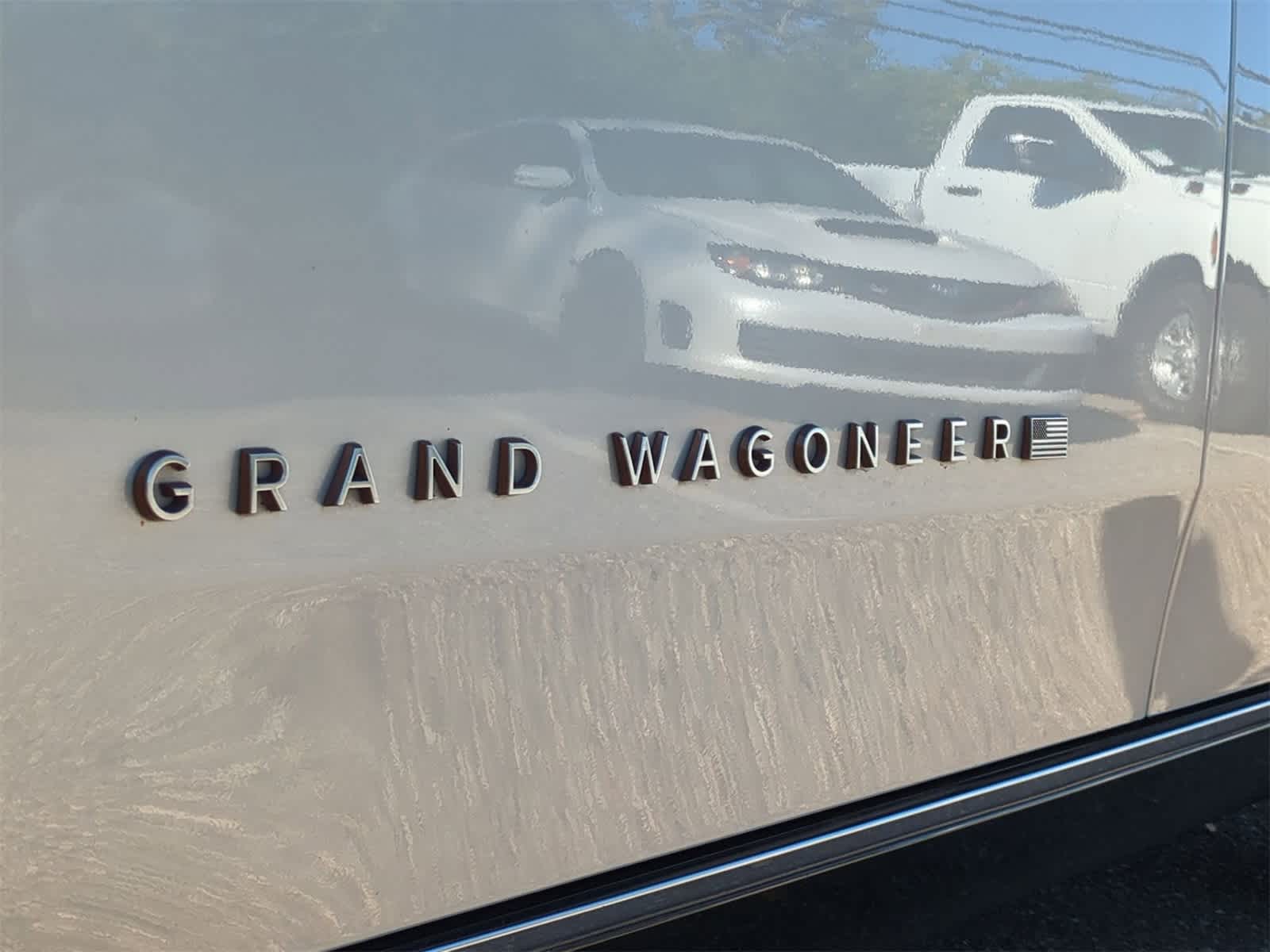 Thumbnail: 2022 Jeep Grand Wagoneer - 12