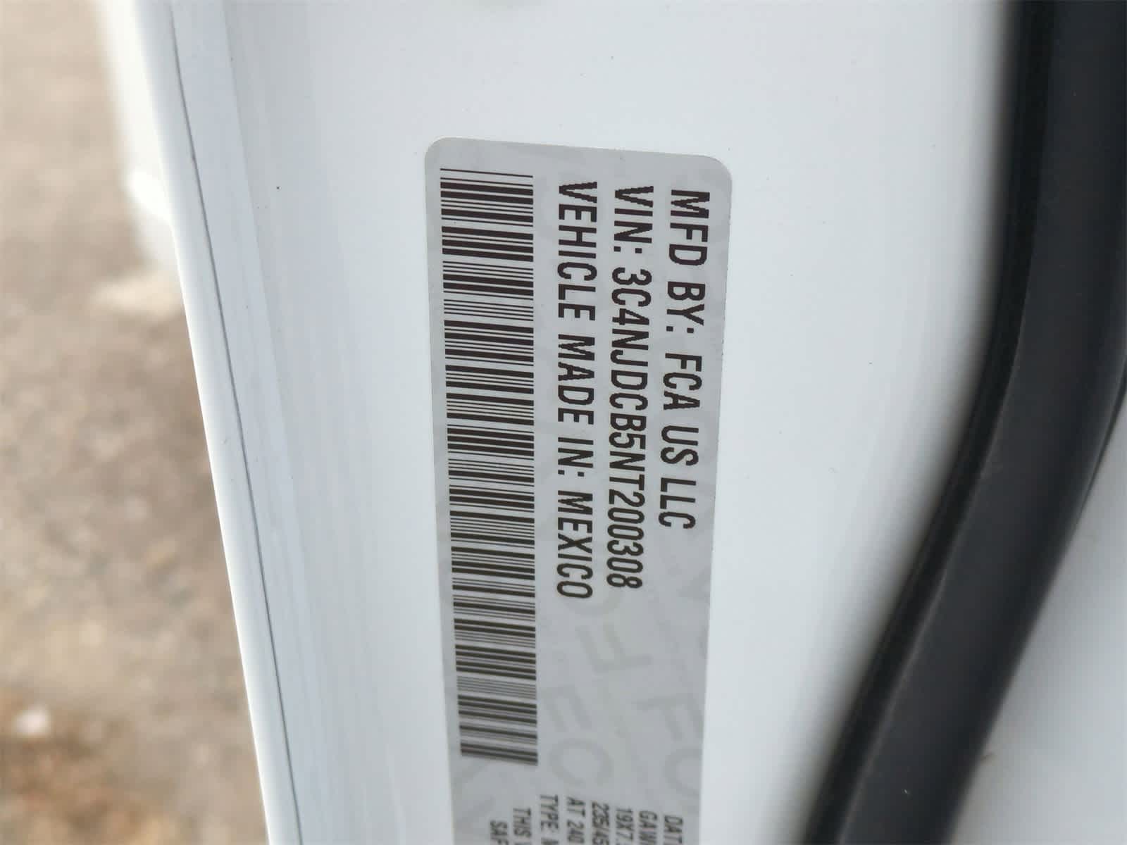 Thumbnail: 2022 Jeep Compass - 37