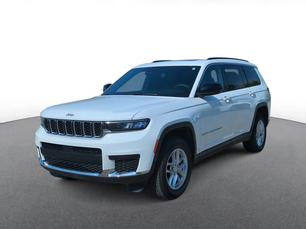 Thumbnail: 2024 Jeep Grand Cherokee L - 4