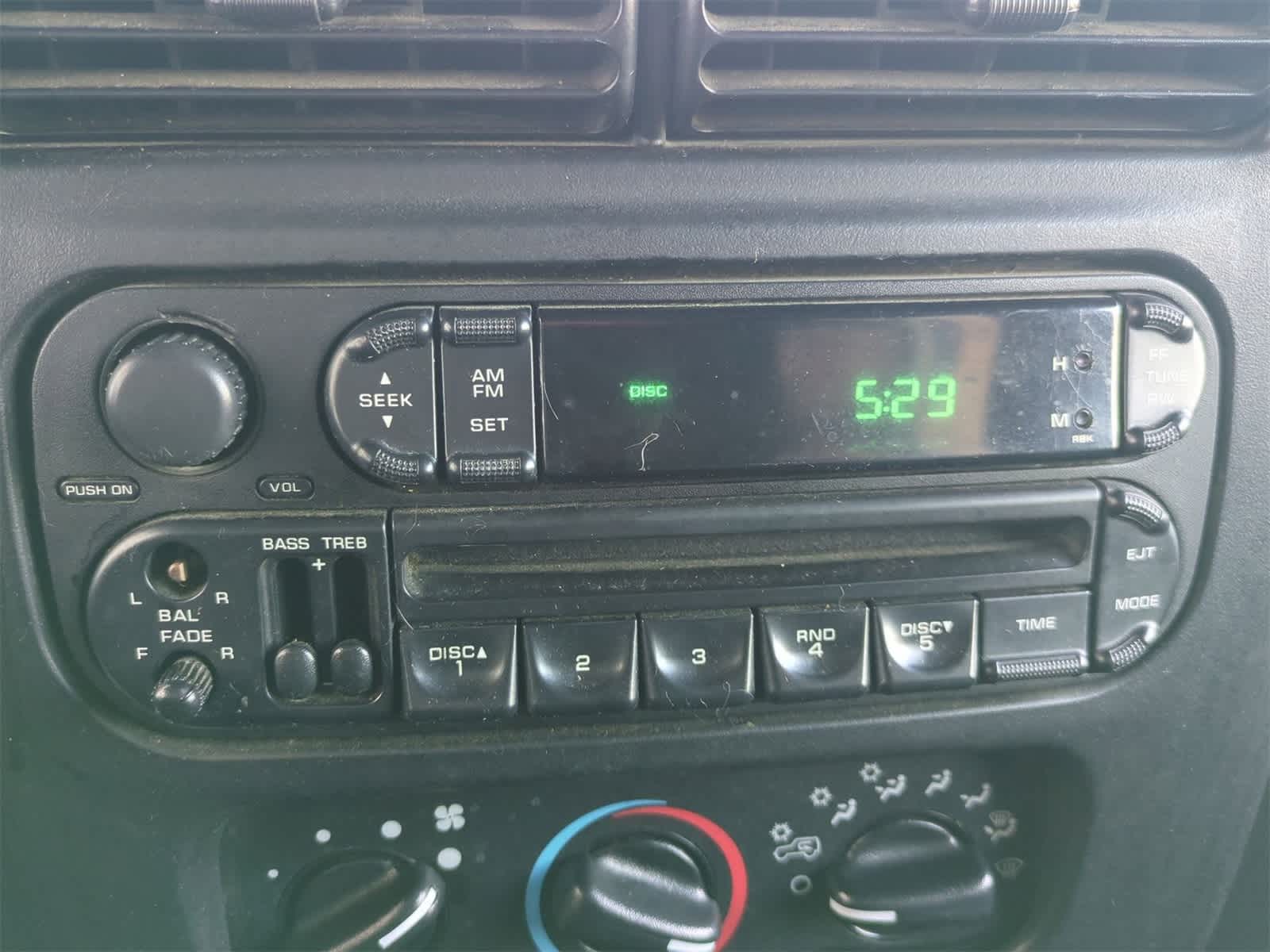 Thumbnail: 2004 Jeep Wrangler - 27