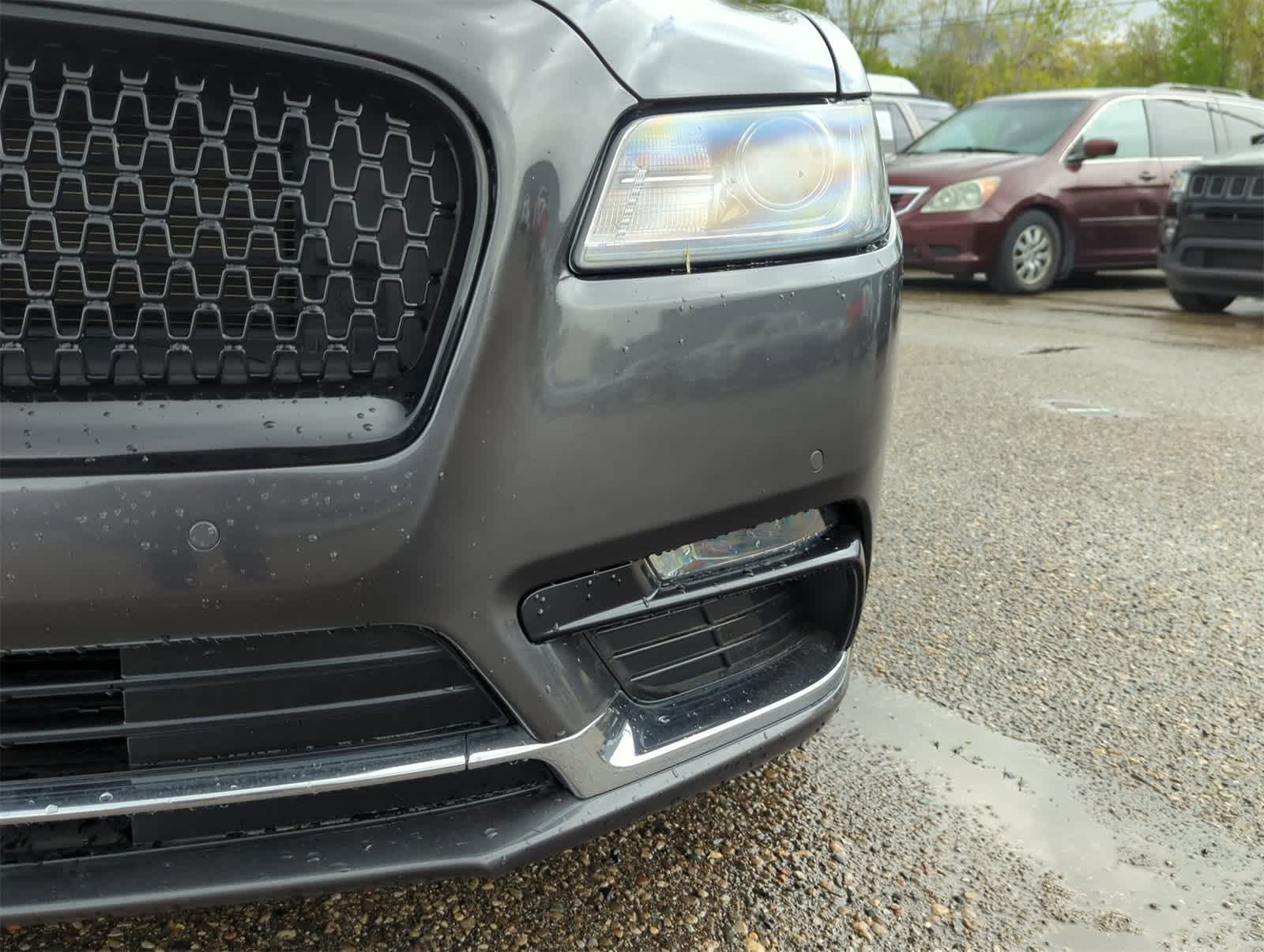 Thumbnail: 2018 Lincoln Continental - 11