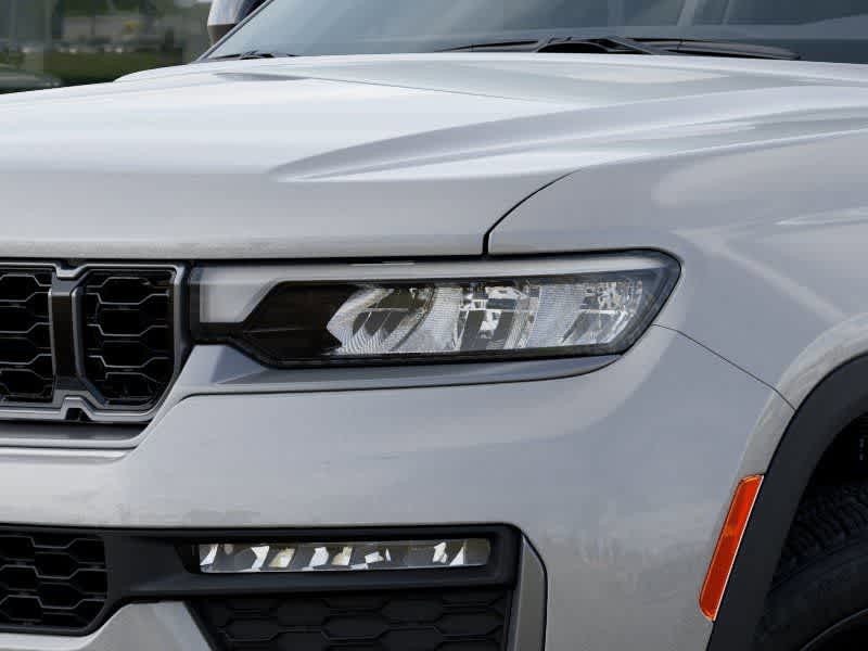 Thumbnail: 2026 Jeep Grand Cherokee L - 10