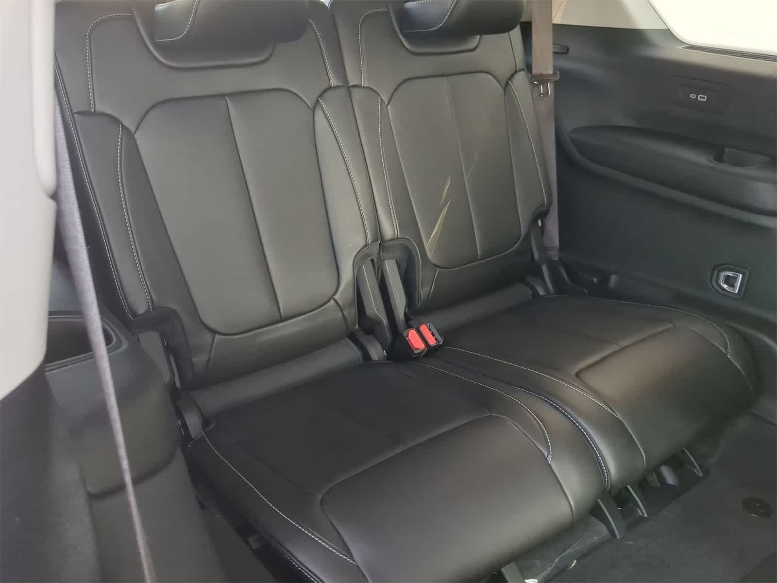 Thumbnail: 2022 Jeep Grand Cherokee L - 29