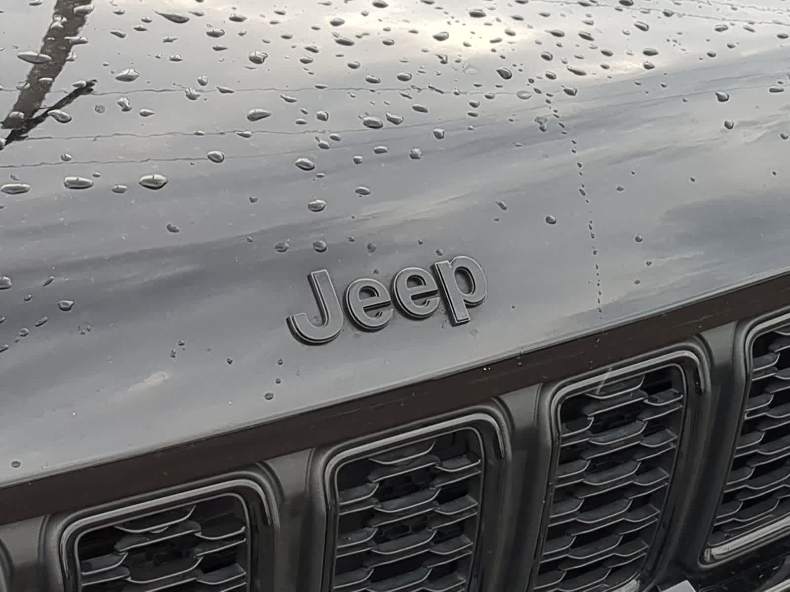 Thumbnail: 2023 Jeep Grand Cherokee - 12