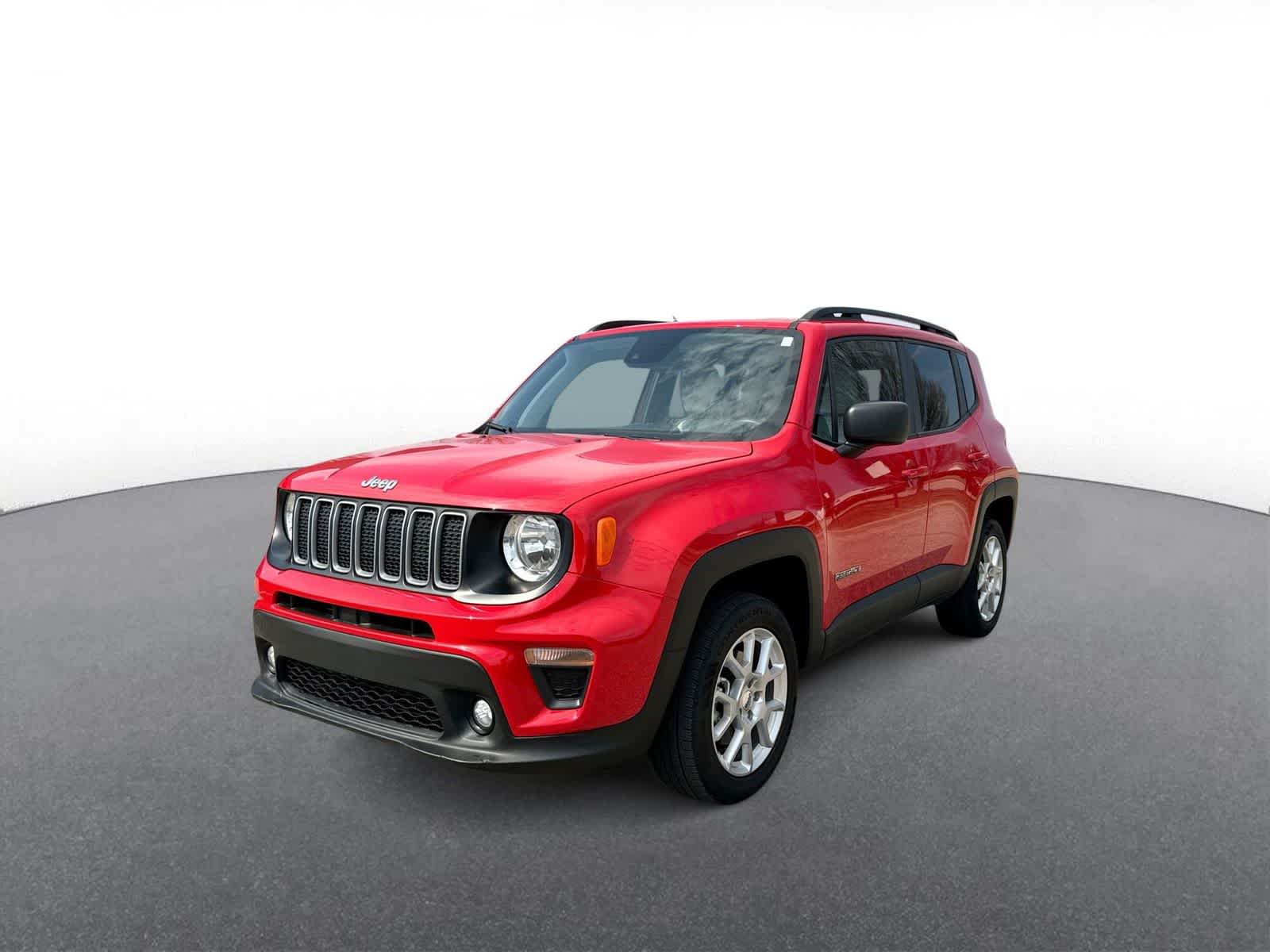 Thumbnail: 2022 Jeep Renegade - 4
