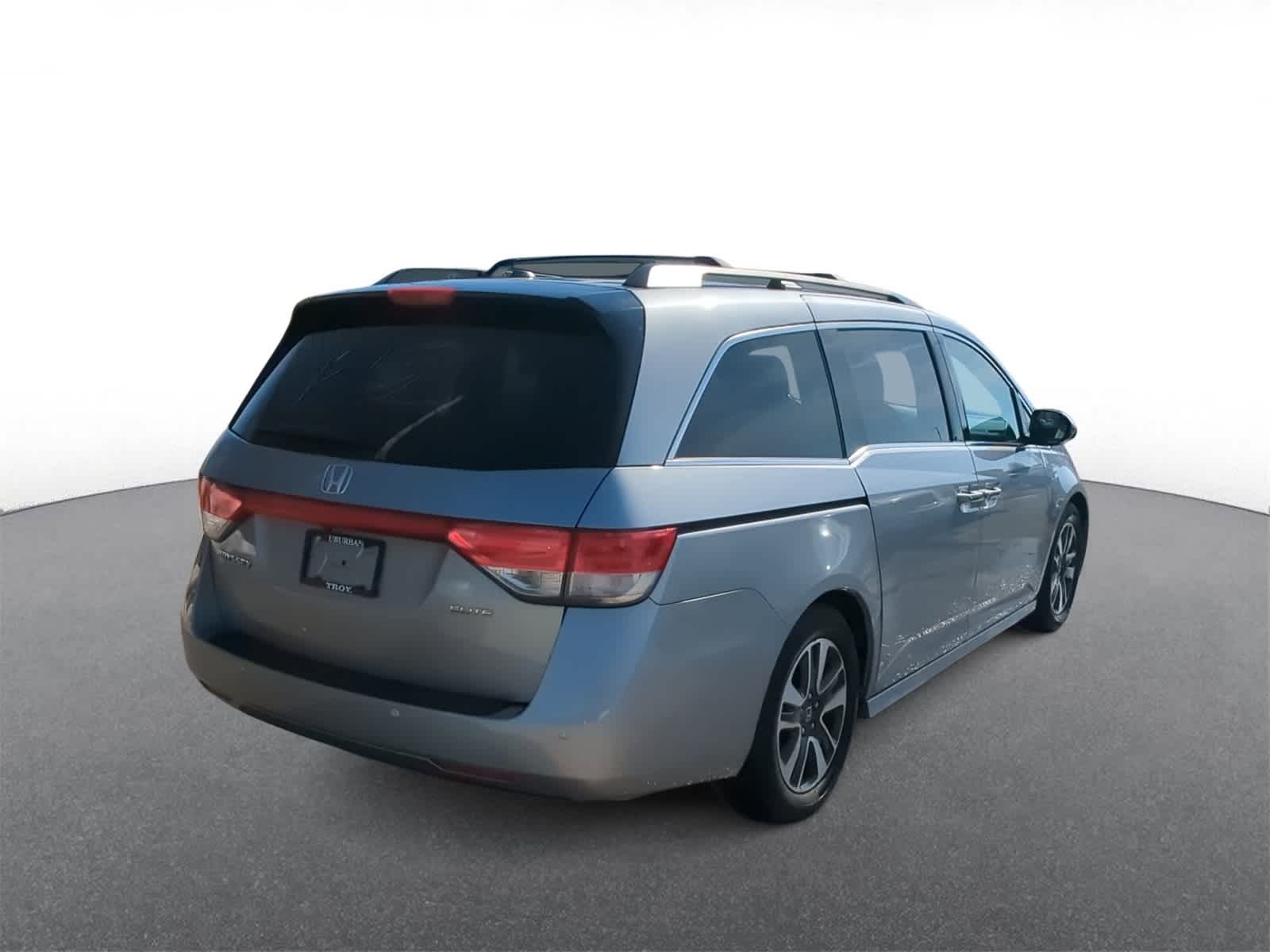 Thumbnail: 2016 Honda Odyssey - 8