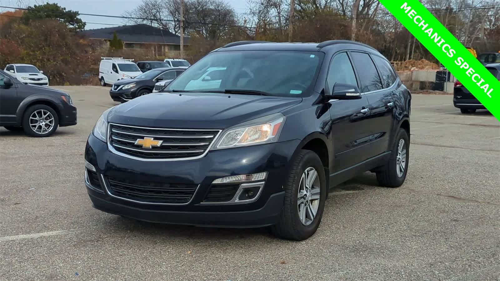 Thumbnail: 2015 Chevrolet Traverse - 3