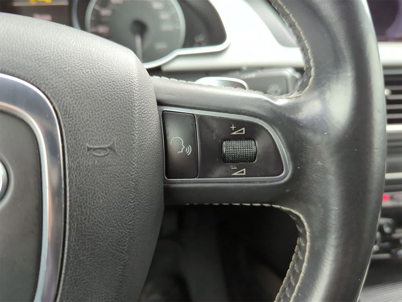 Thumbnail: 2012 Audi S5 - 23