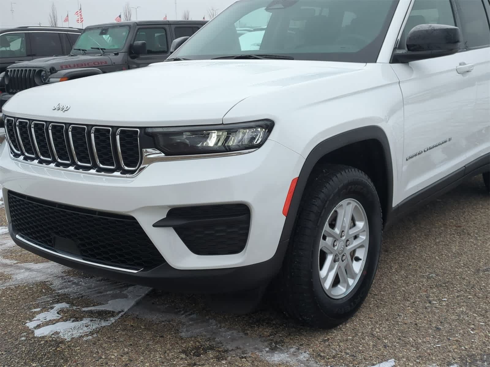 Thumbnail: 2023 Jeep Grand Cherokee - 11