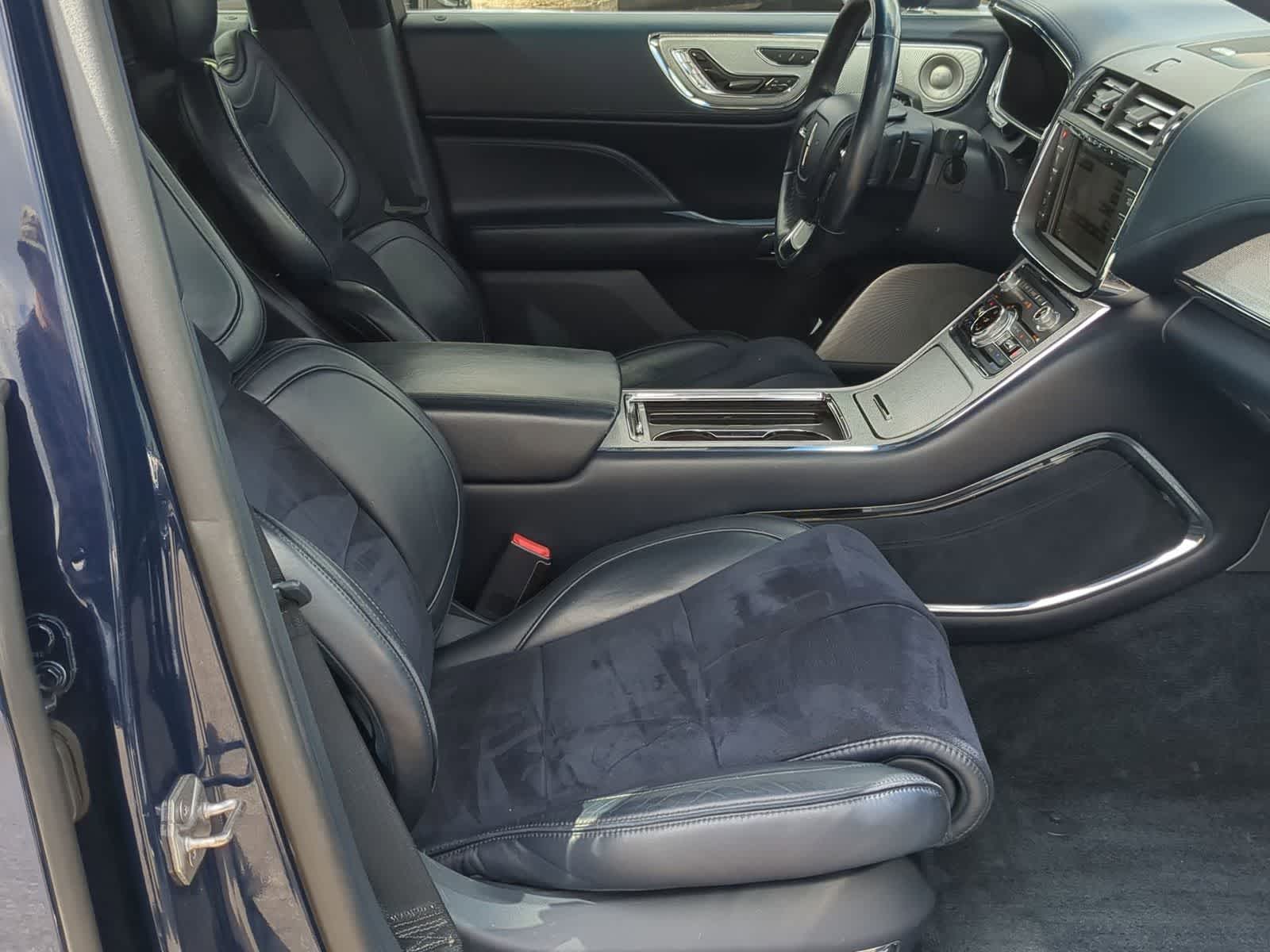 Thumbnail: 2017 Lincoln Continental - 21