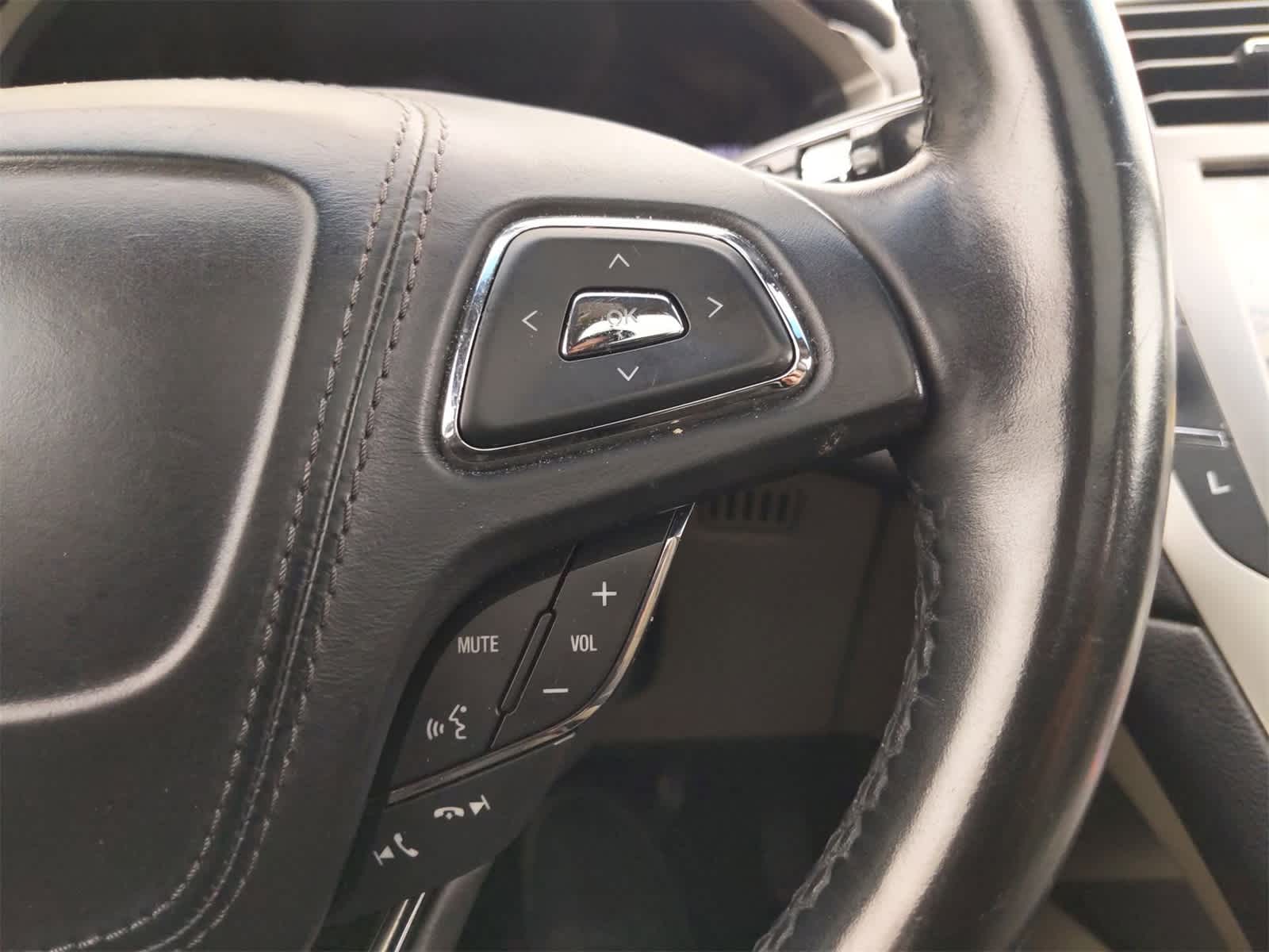 Thumbnail: 2017 Lincoln MKZ - 24