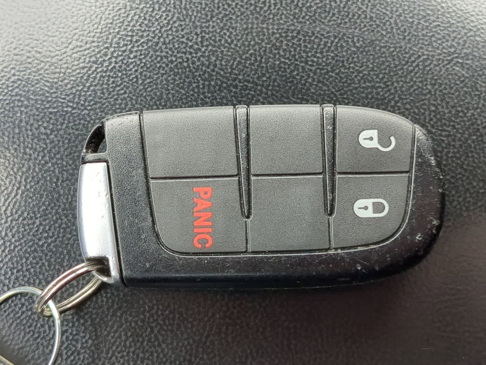 Thumbnail: 2019 Jeep Grand Cherokee - 32