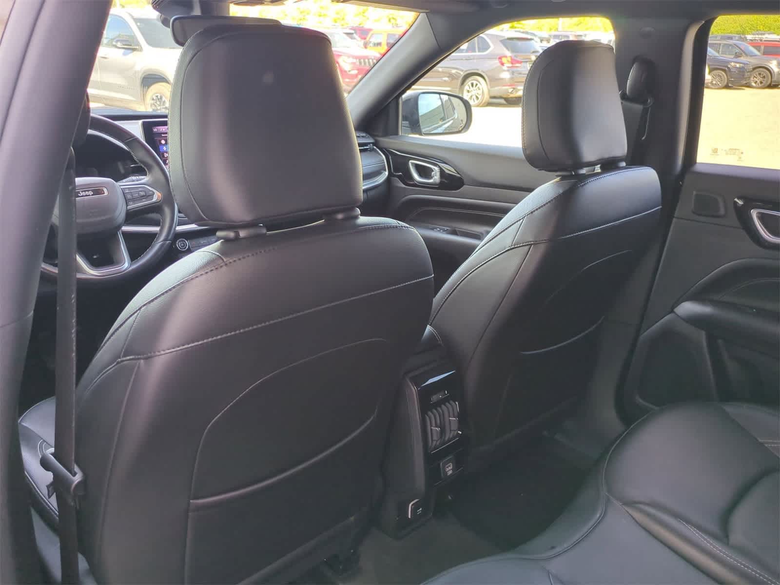 Thumbnail: 2022 Jeep Compass - 18