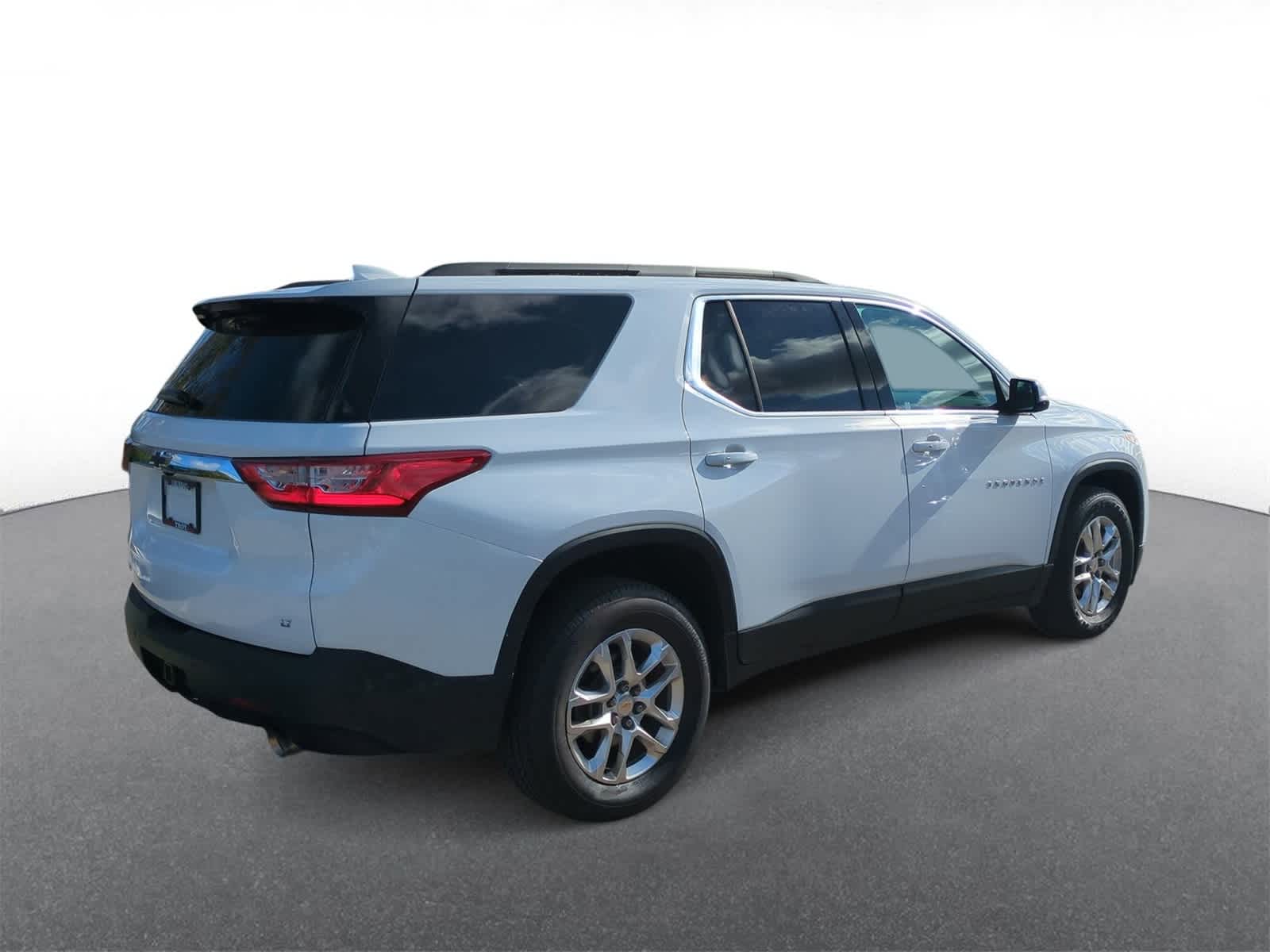 Thumbnail: 2020 Chevrolet Traverse - 8
