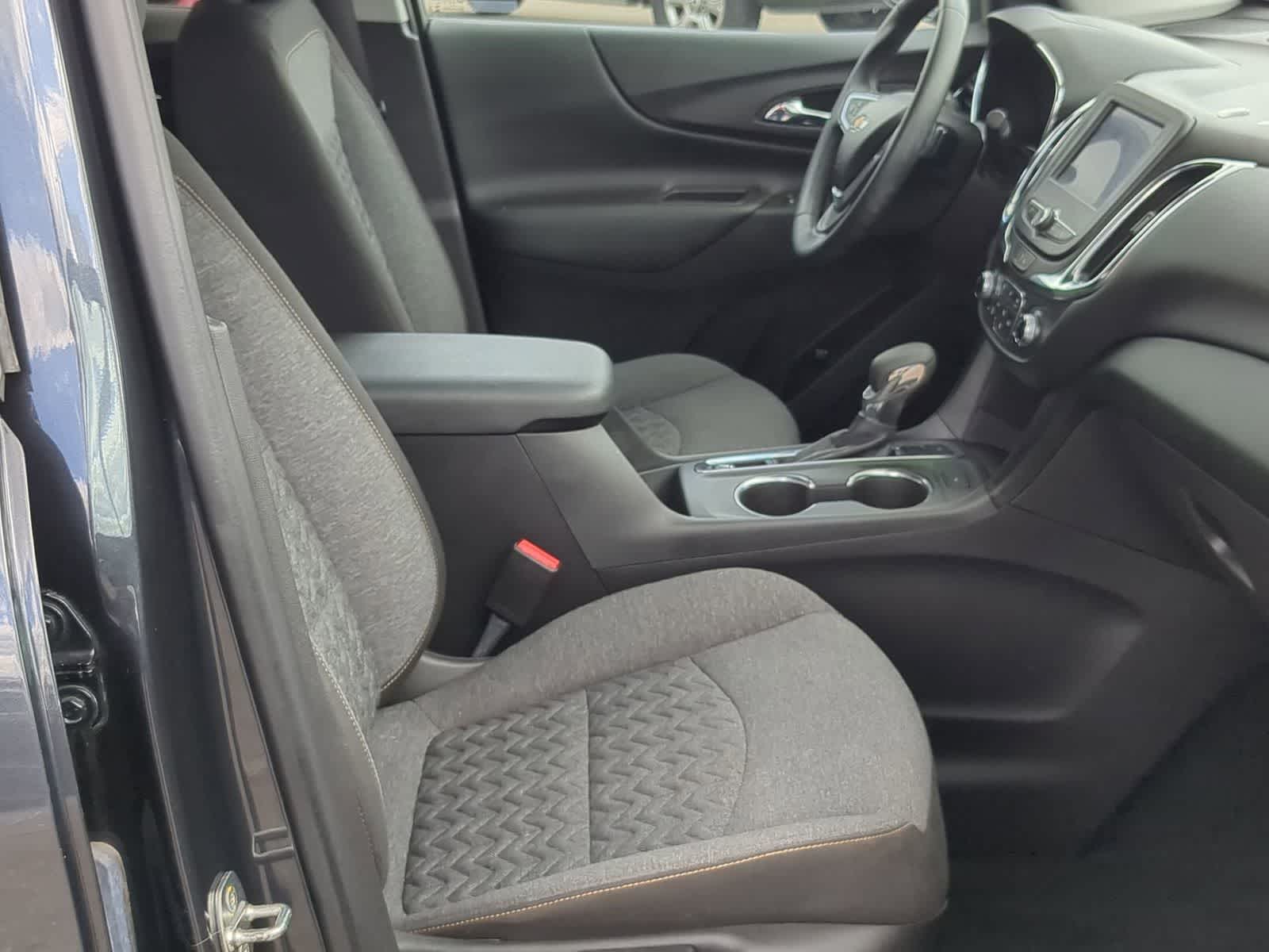 Thumbnail: 2023 Chevrolet Equinox - 21