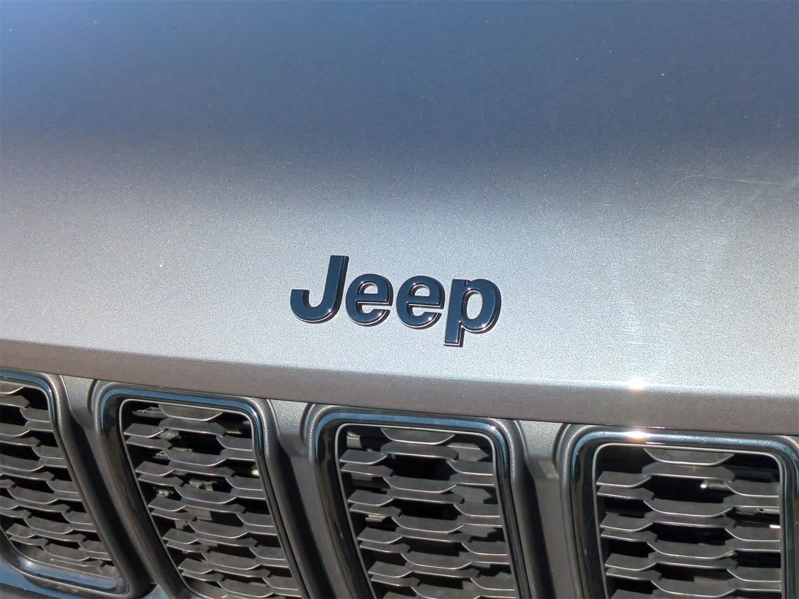 Thumbnail: 2023 Jeep Grand Cherokee L - 12