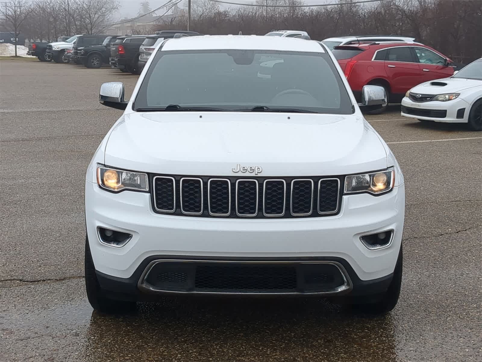 Thumbnail: 2019 Jeep Grand Cherokee - 17