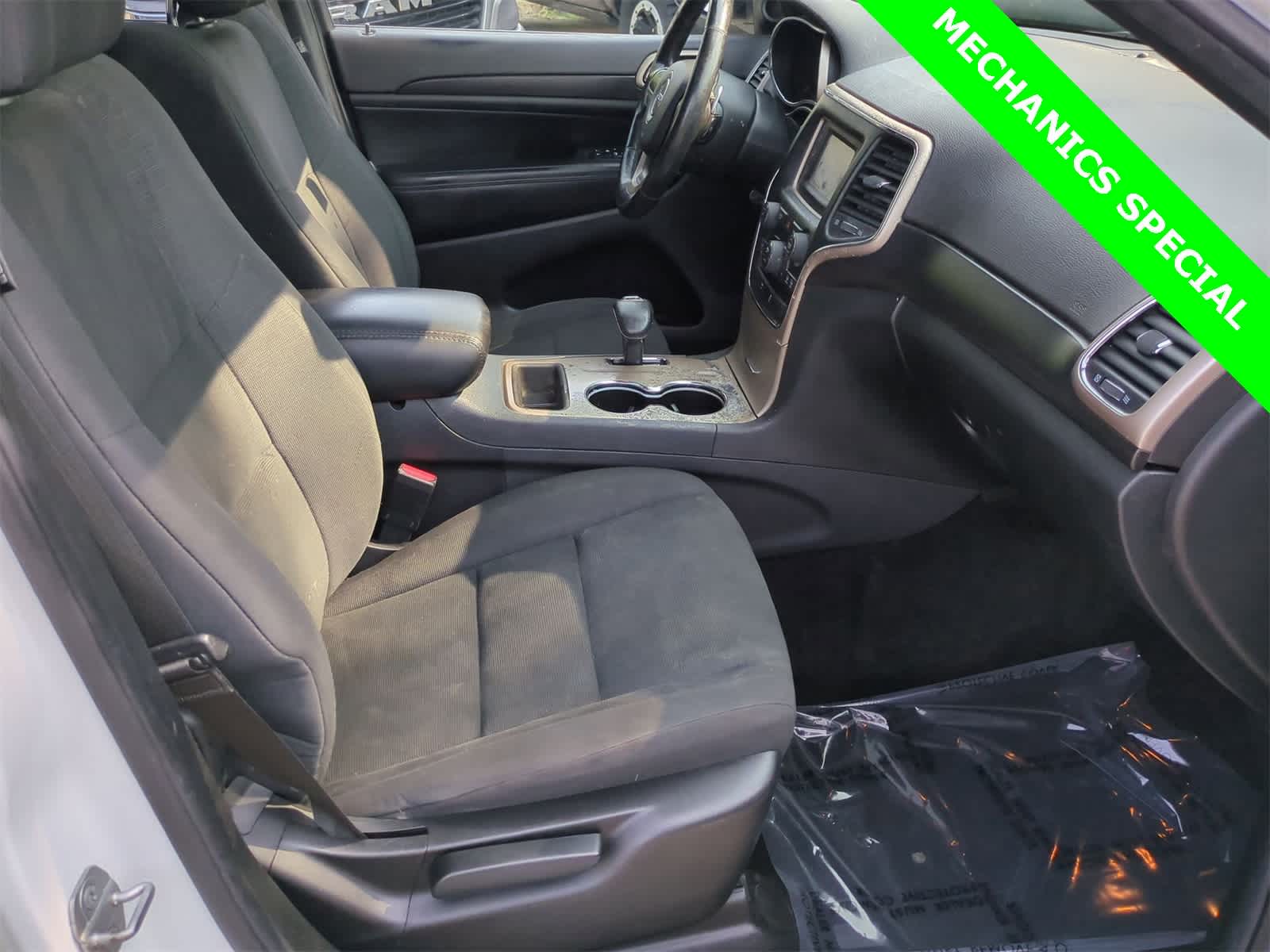 Thumbnail: 2014 Jeep Grand Cherokee - 20