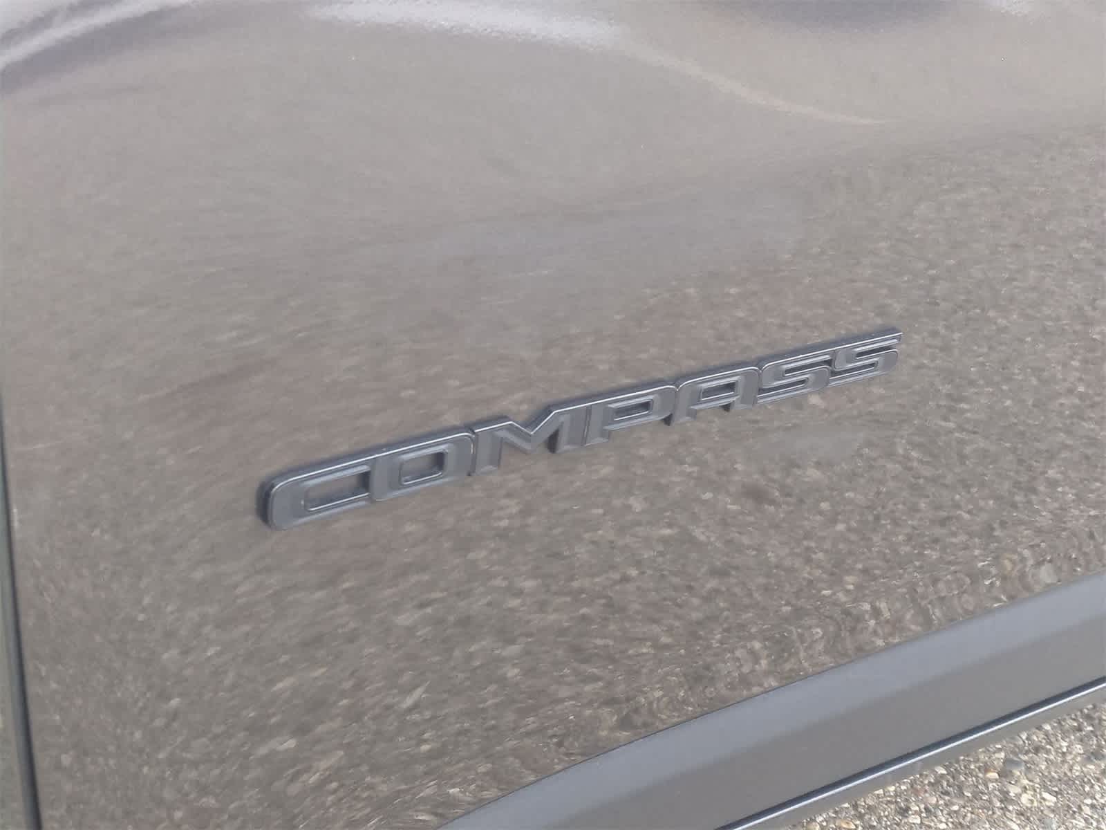 Thumbnail: 2019 Jeep Compass - 13