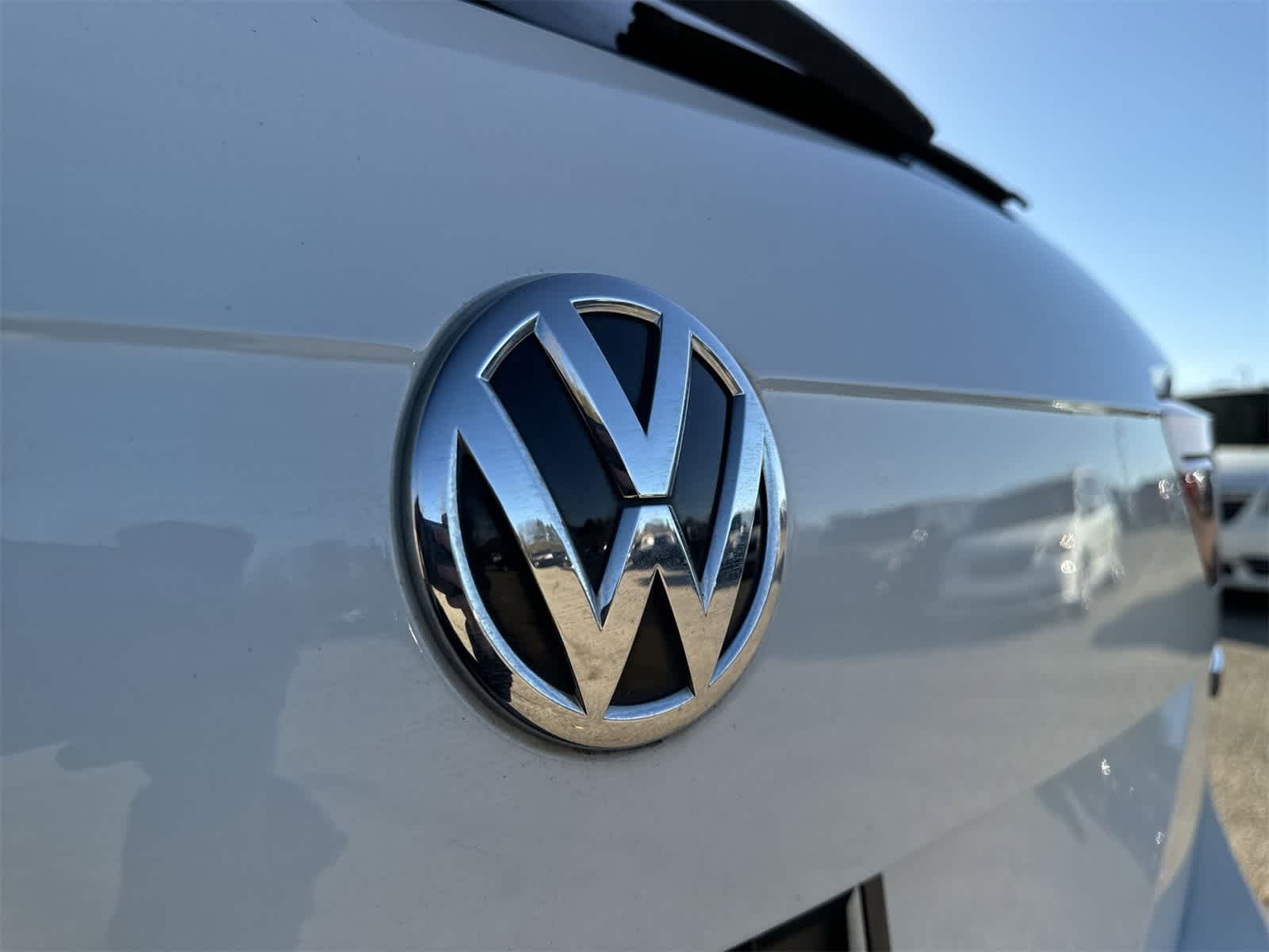 Thumbnail: 2019 Volkswagen Tiguan - 12