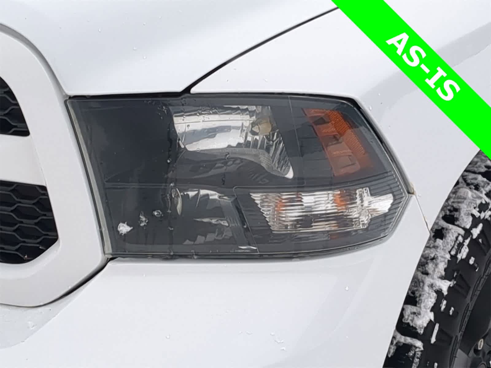 Thumbnail: 2019 RAM 1500 Classic - 18