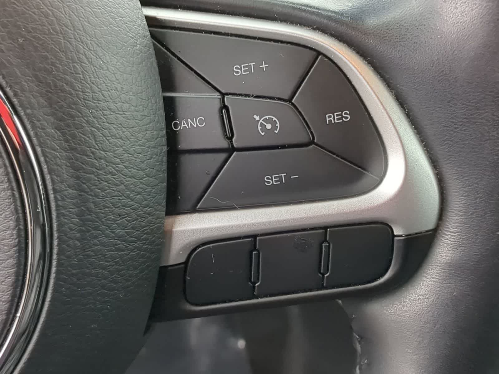 Thumbnail: 2018 Jeep Compass - 24