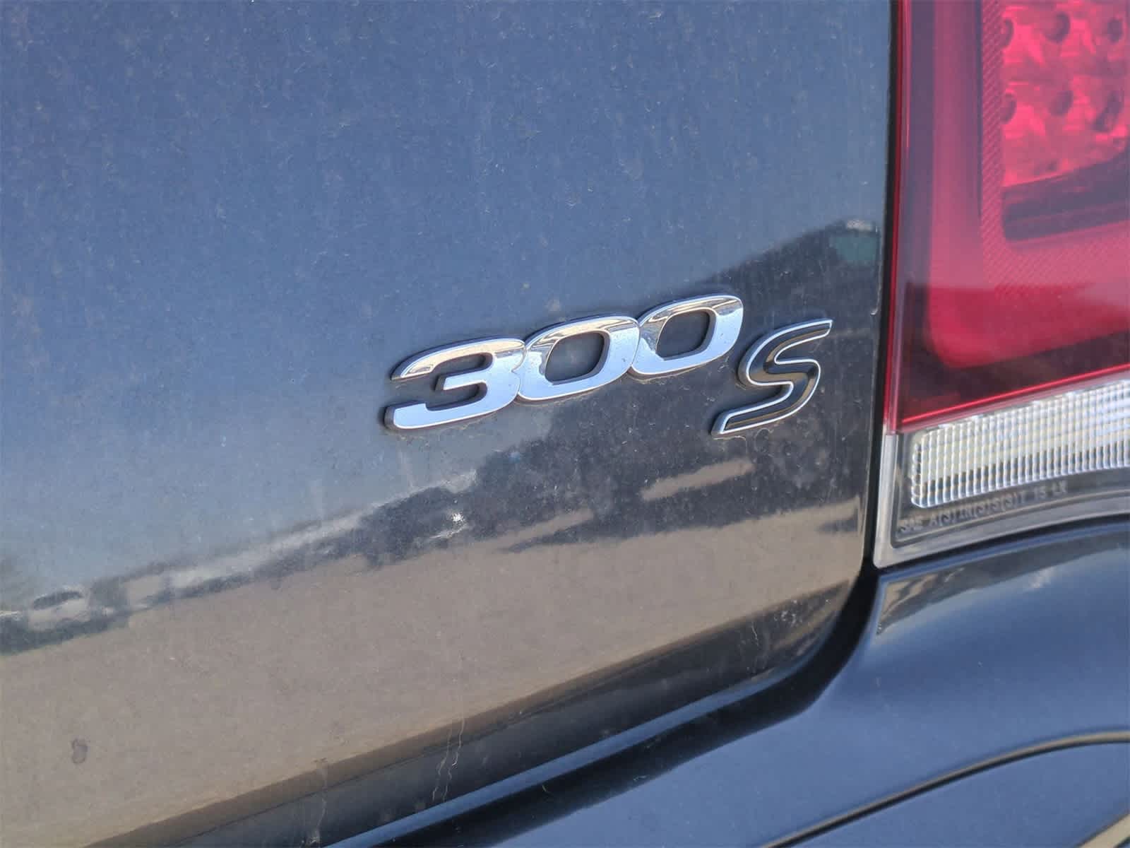 Thumbnail: 2015 Chrysler 300 - 12