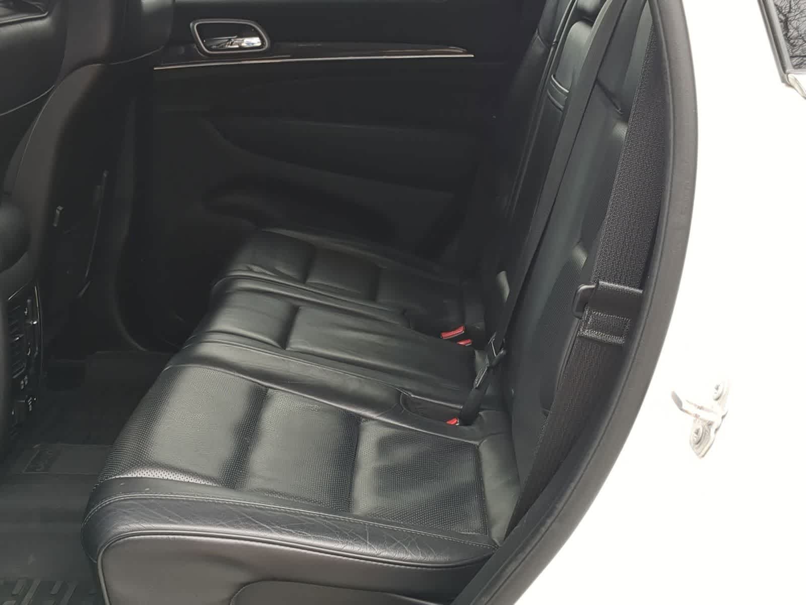 Thumbnail: 2018 Jeep Grand Cherokee - 19