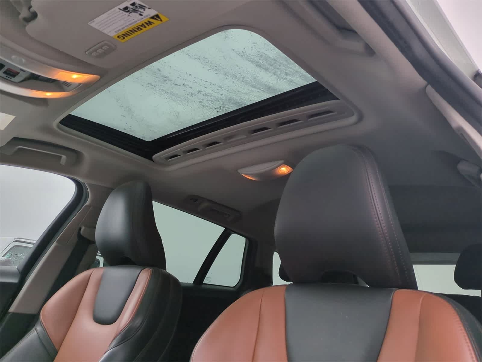 Thumbnail: 2017 Volvo S60 - 19