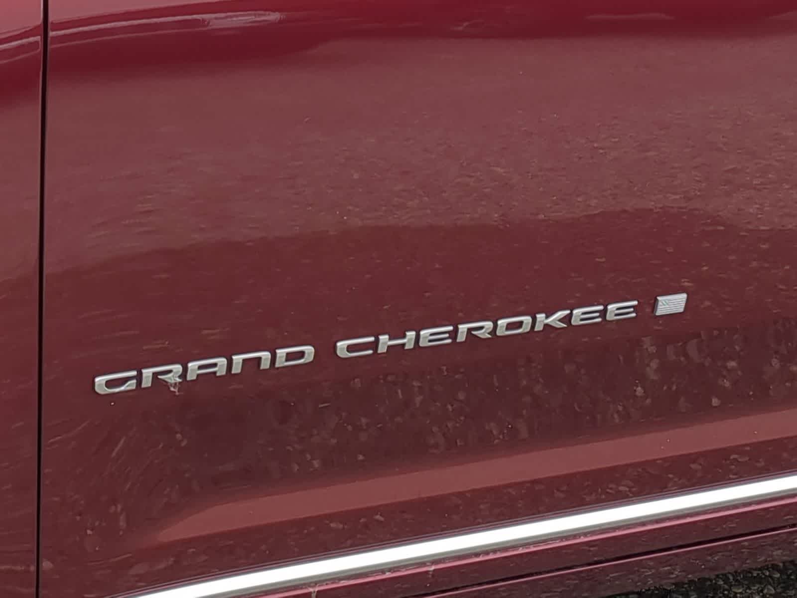 Thumbnail: 2022 Jeep Grand Cherokee - 13