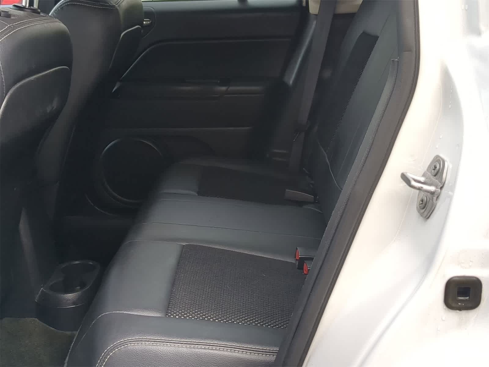 Thumbnail: 2016 Jeep Compass - 26