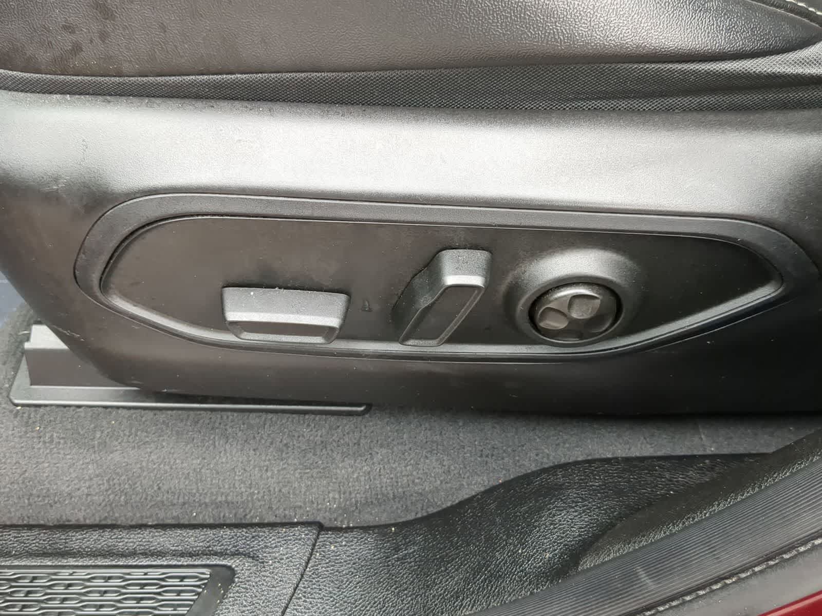 Thumbnail: 2022 Jeep Grand Cherokee L - 17