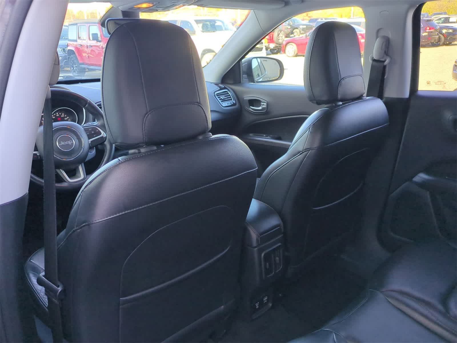 Thumbnail: 2018 Jeep Compass - 18