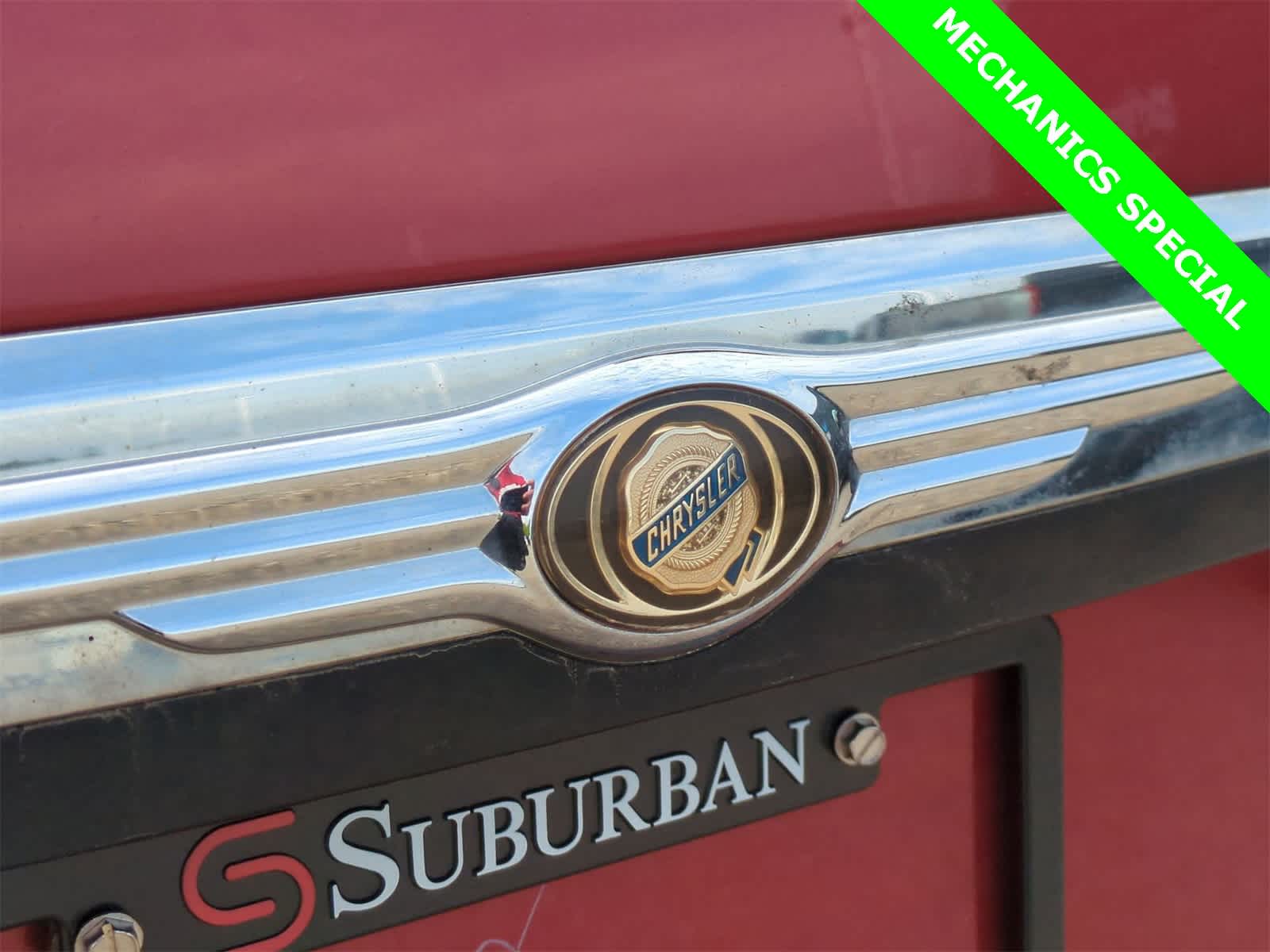 Thumbnail: 2009 Chrysler Town & Country - 11