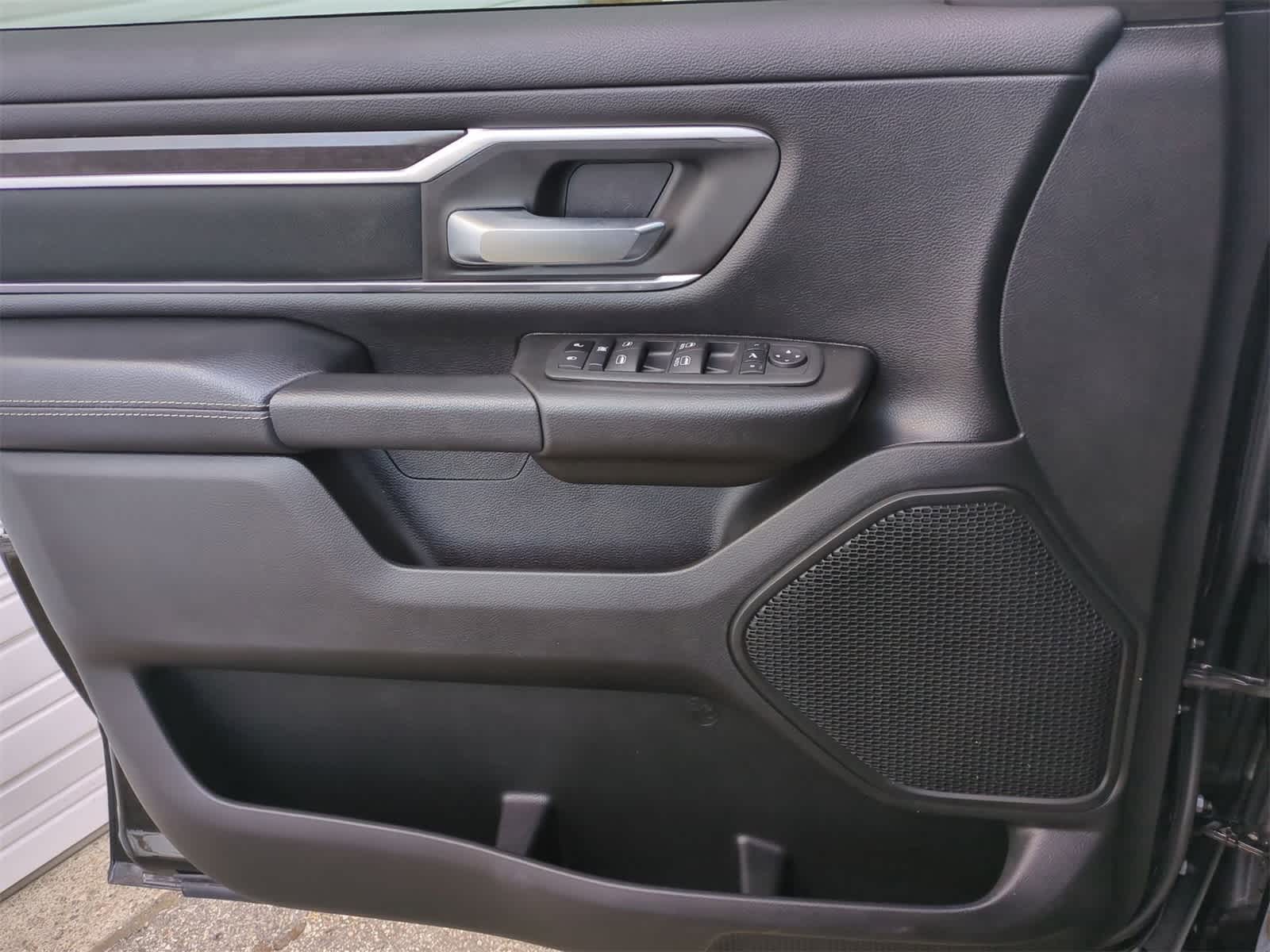 Thumbnail: 2023 RAM 1500 - 29