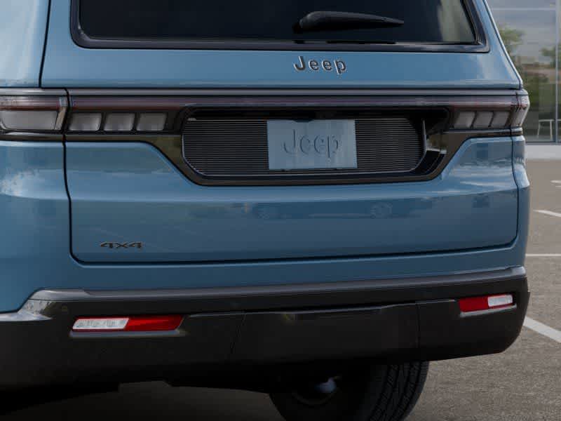 Thumbnail: 2026 Jeep Grand Wagoneer - 13