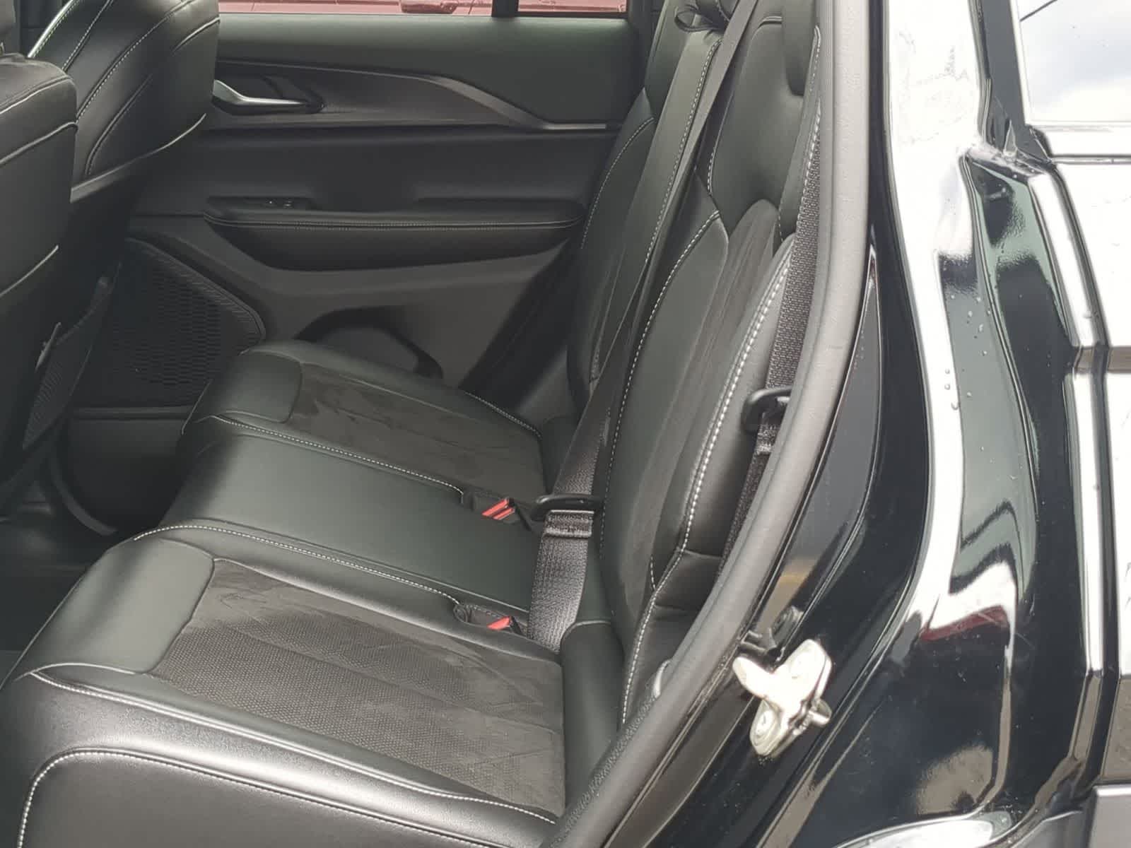 Thumbnail: 2023 Jeep Grand Cherokee - 19