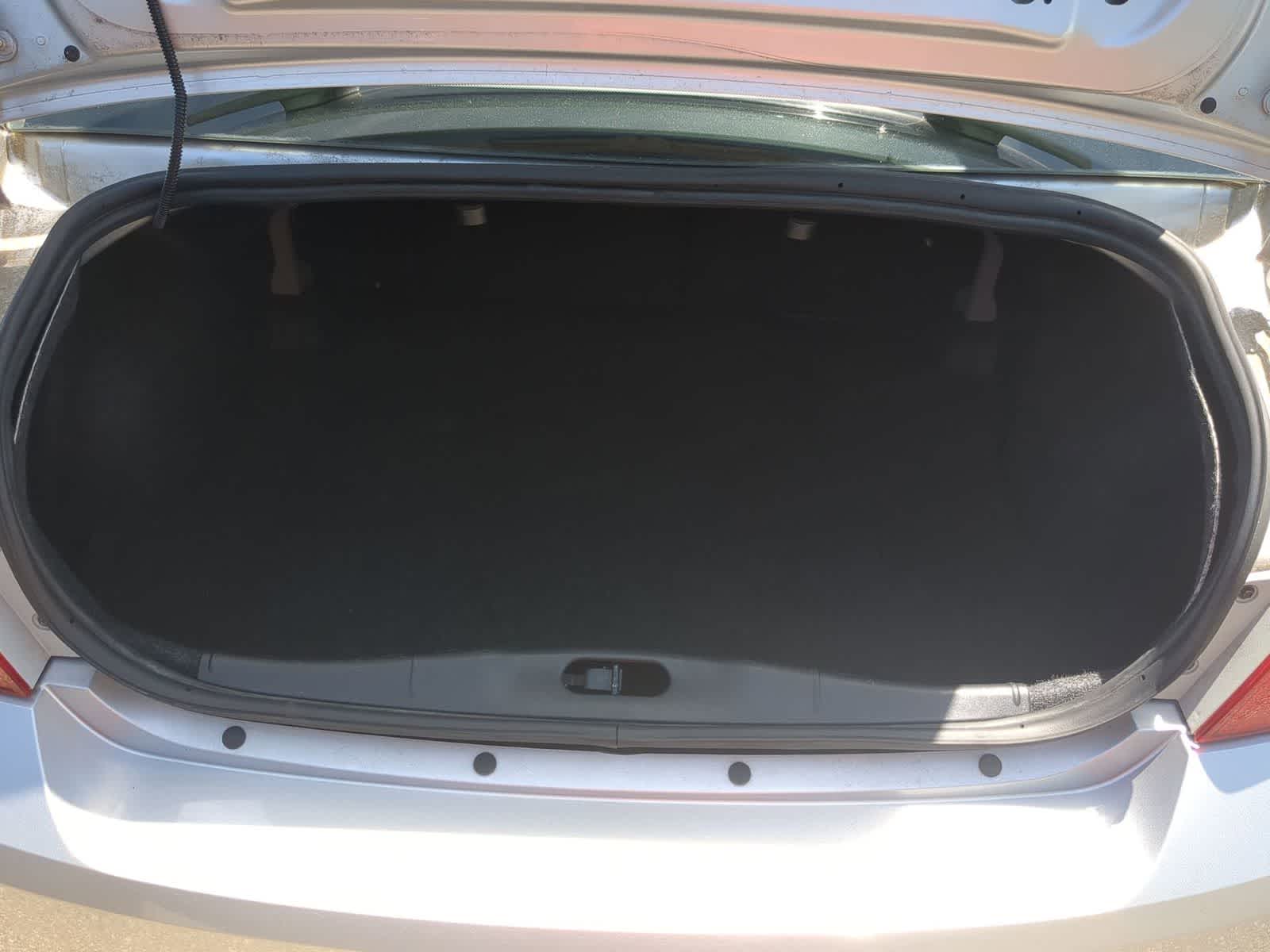 Thumbnail: 2010 Chevrolet Cobalt - 30