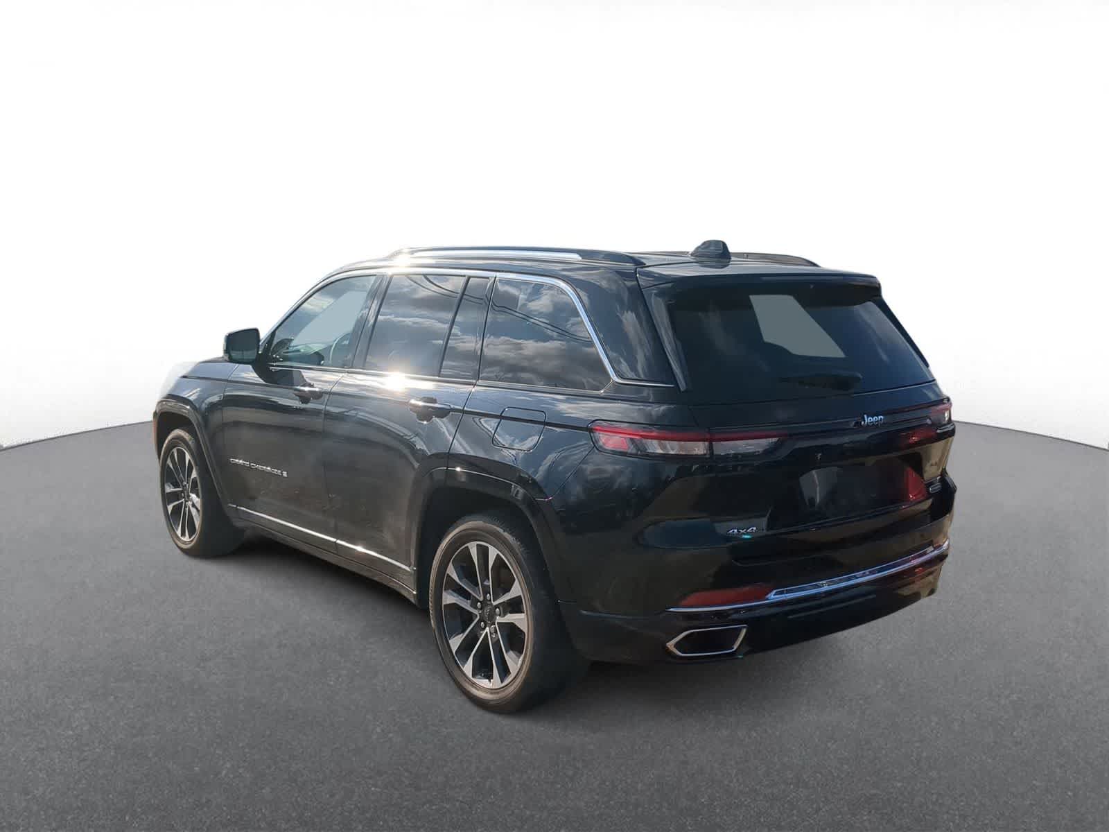 Thumbnail: 2023 Jeep Grand Cherokee - 6