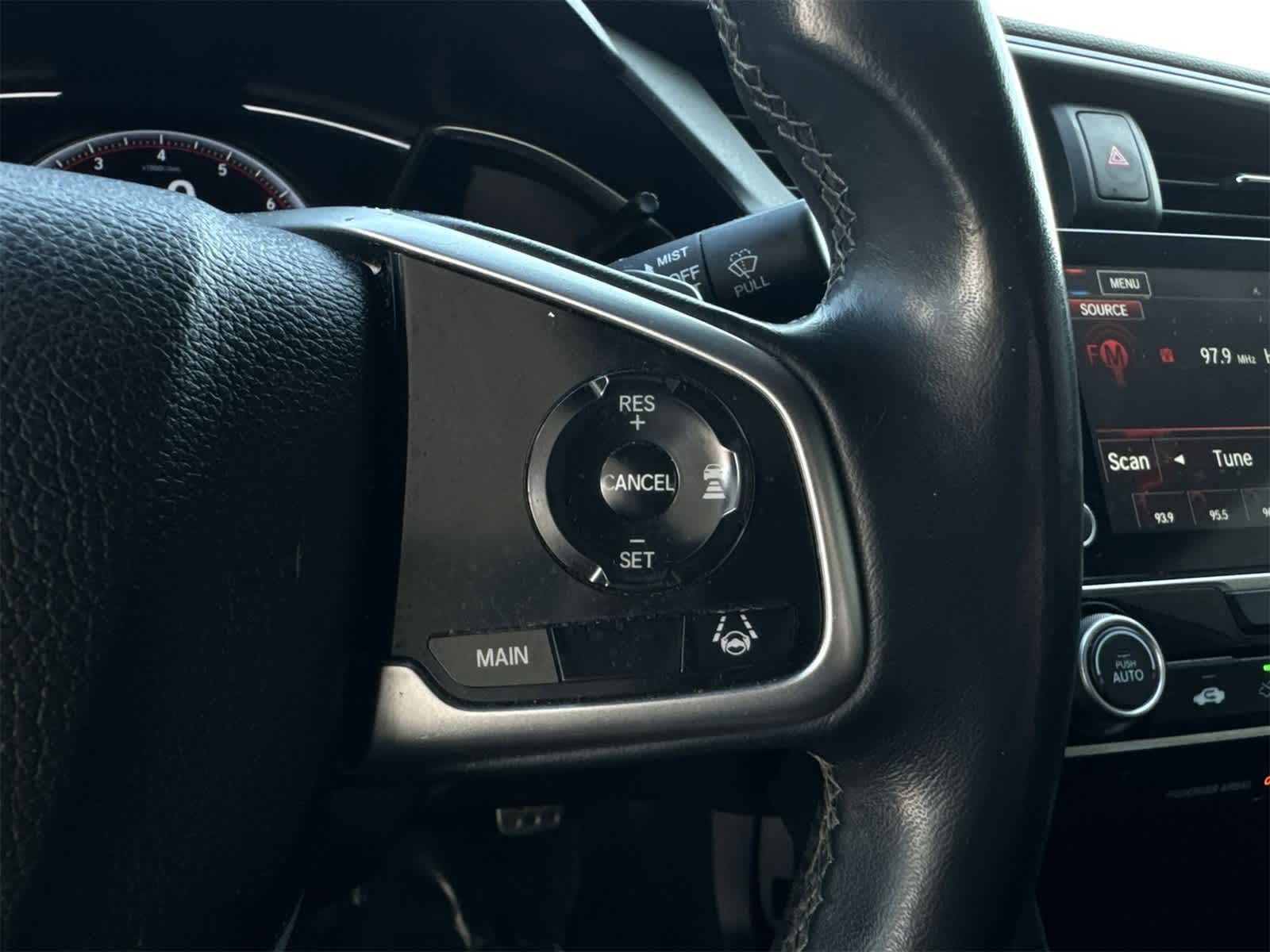 Thumbnail: 2021 Honda Civic - 25