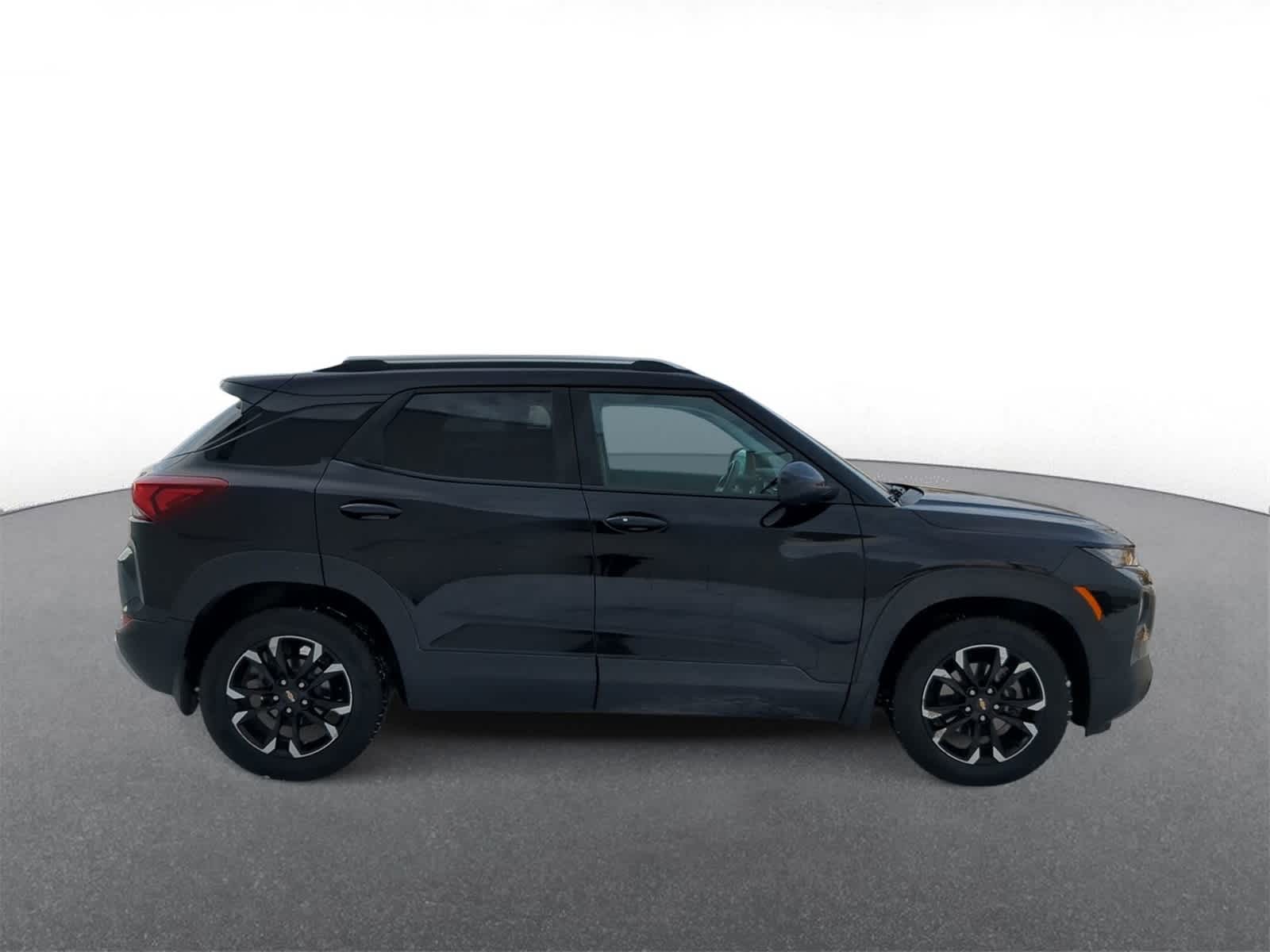 Thumbnail: 2021 Chevrolet TrailBlazer - 9