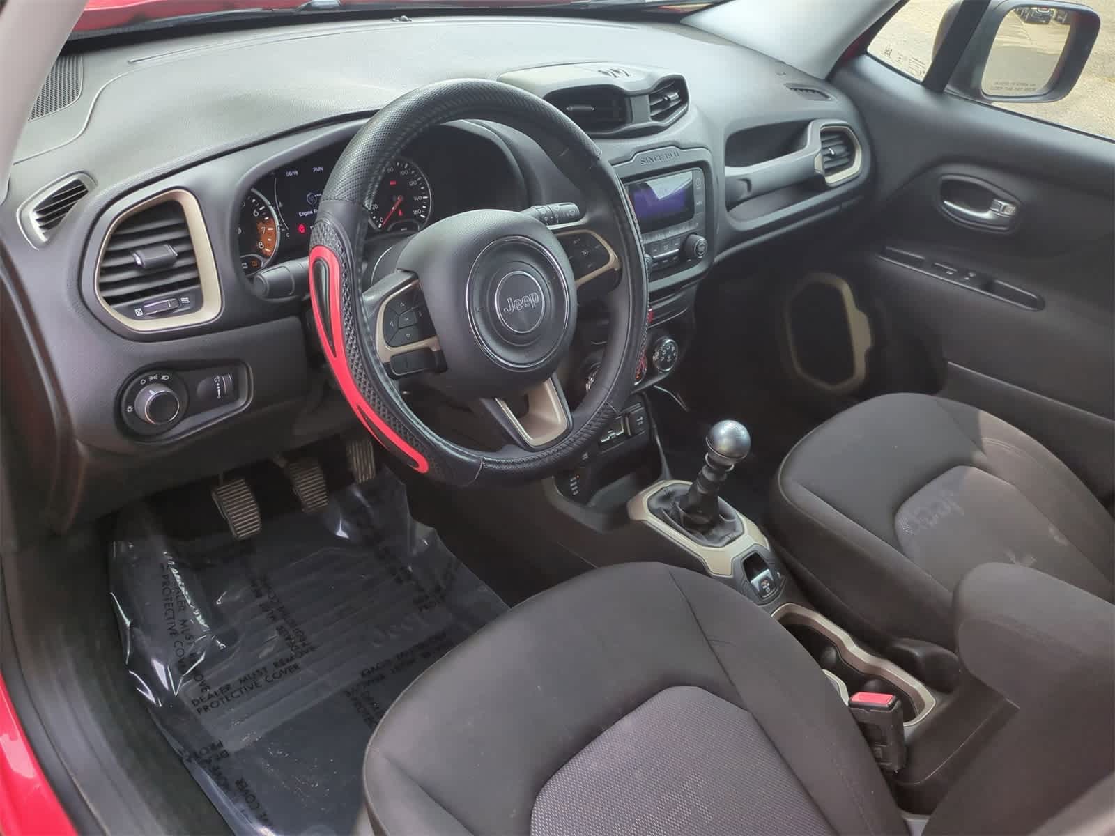 Thumbnail: 2017 Jeep Renegade - 10