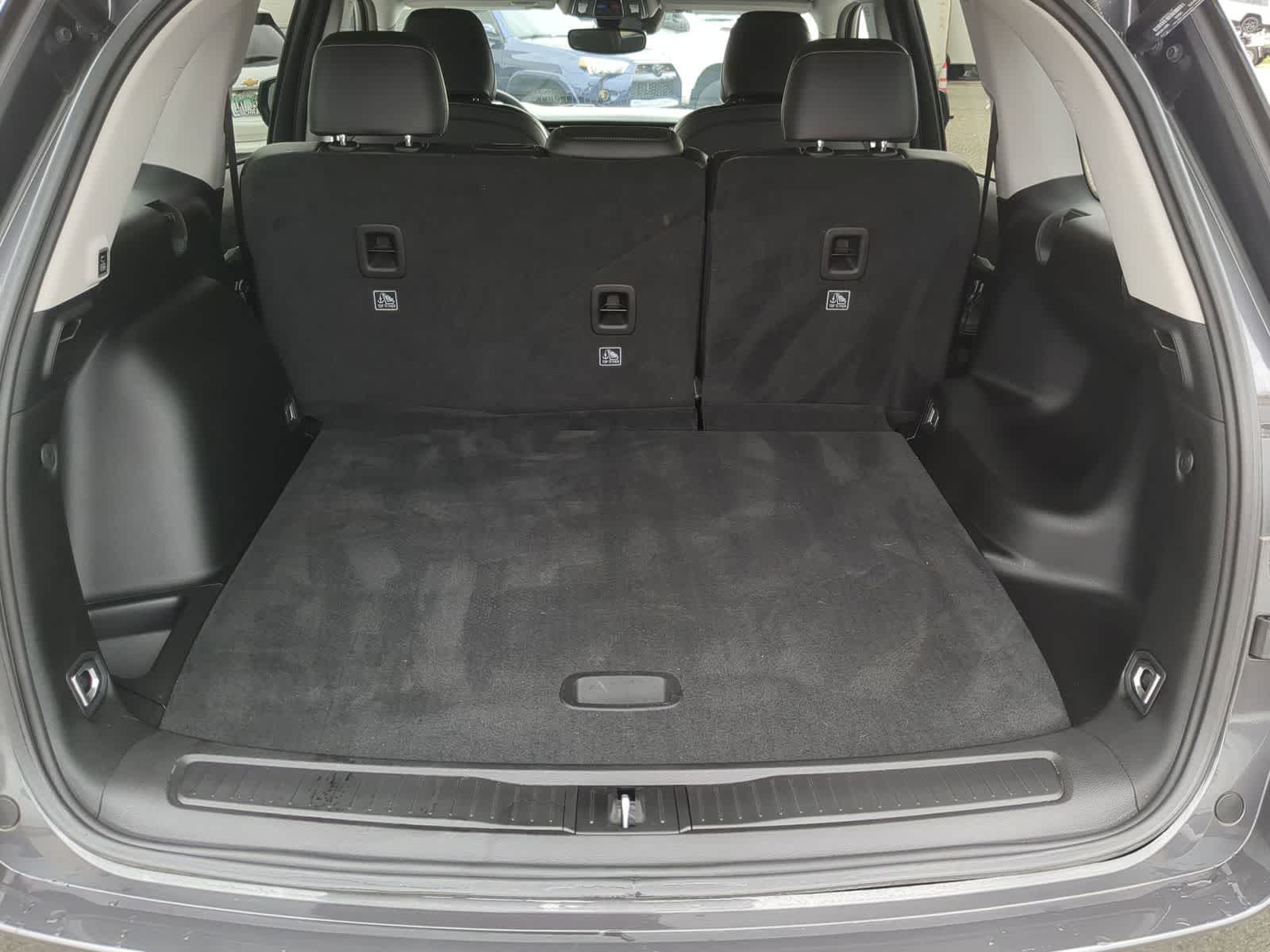 Thumbnail: 2023 Jeep Grand Cherokee - 32