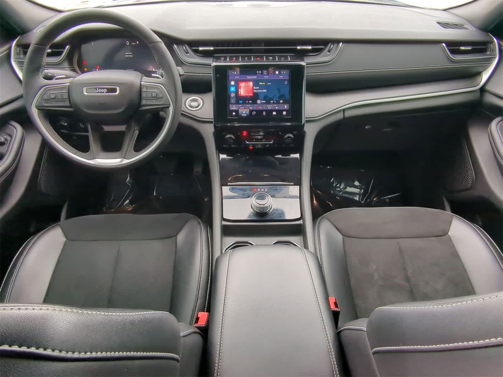 Thumbnail: 2024 Jeep Grand Cherokee - 22