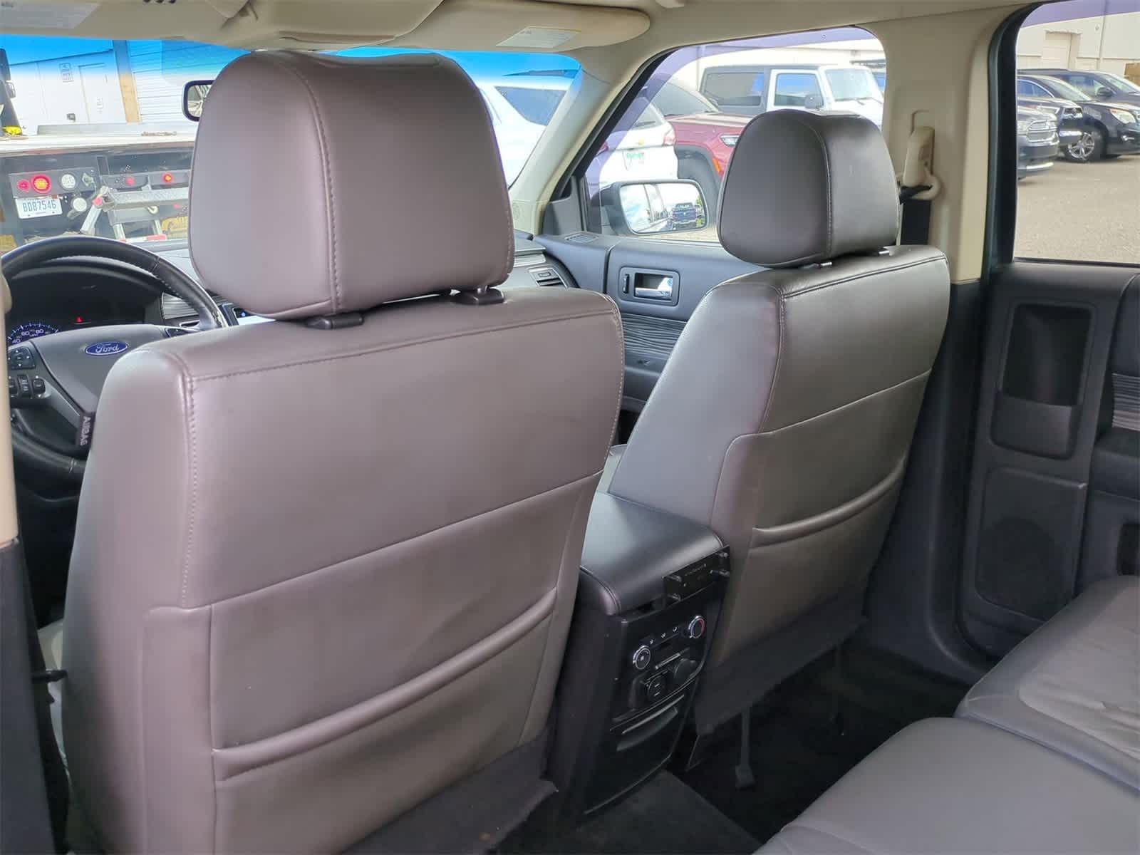 Thumbnail: 2016 Ford Flex - 17